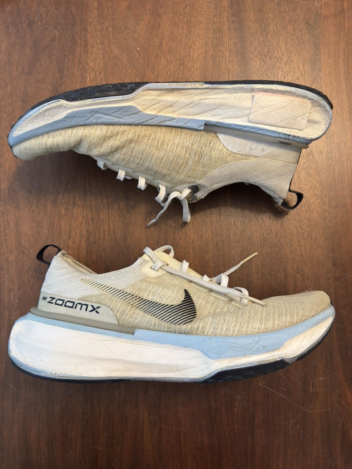 Nike Nike Invincible Run 3 Size US 10 / EU 43 - 3 Thumbnail