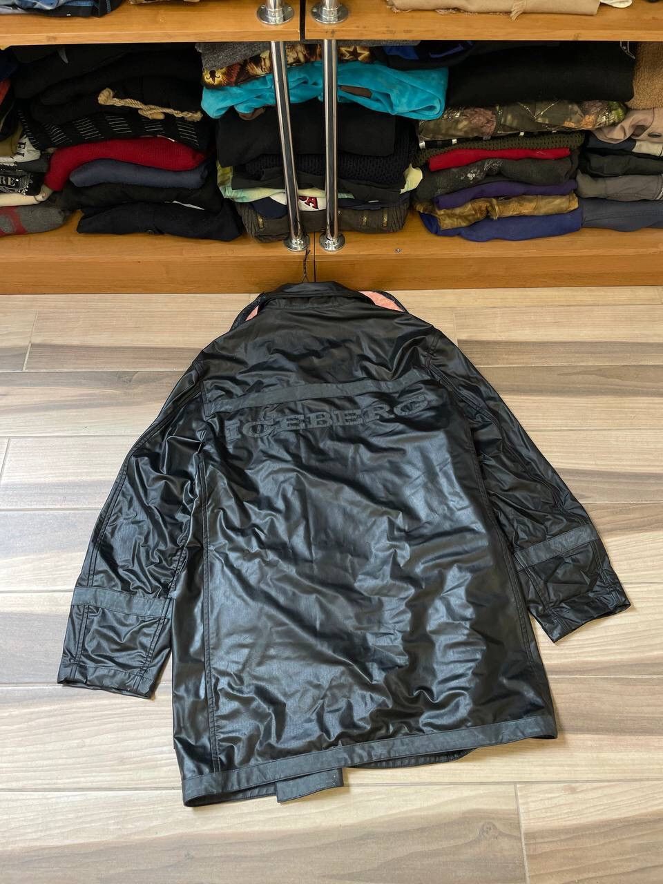 Iceberg Crazy Iceberg Vintage Matrix Big Logo Japanese Style Jacker Size US M / EU 48-50 / 2 - 1 Thumbnail