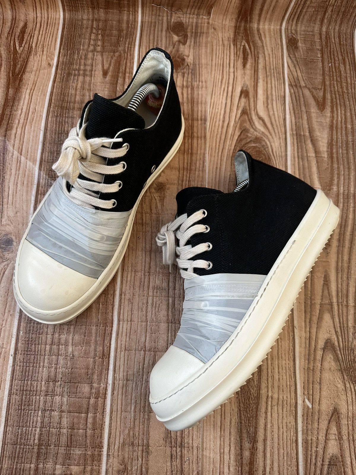 Rick Owens Drkshdw Rick Owens Hustler Wrapped Ramones Black Milk Lowtops Size US 8.5 / EU 41-42 - 9 Thumbnail