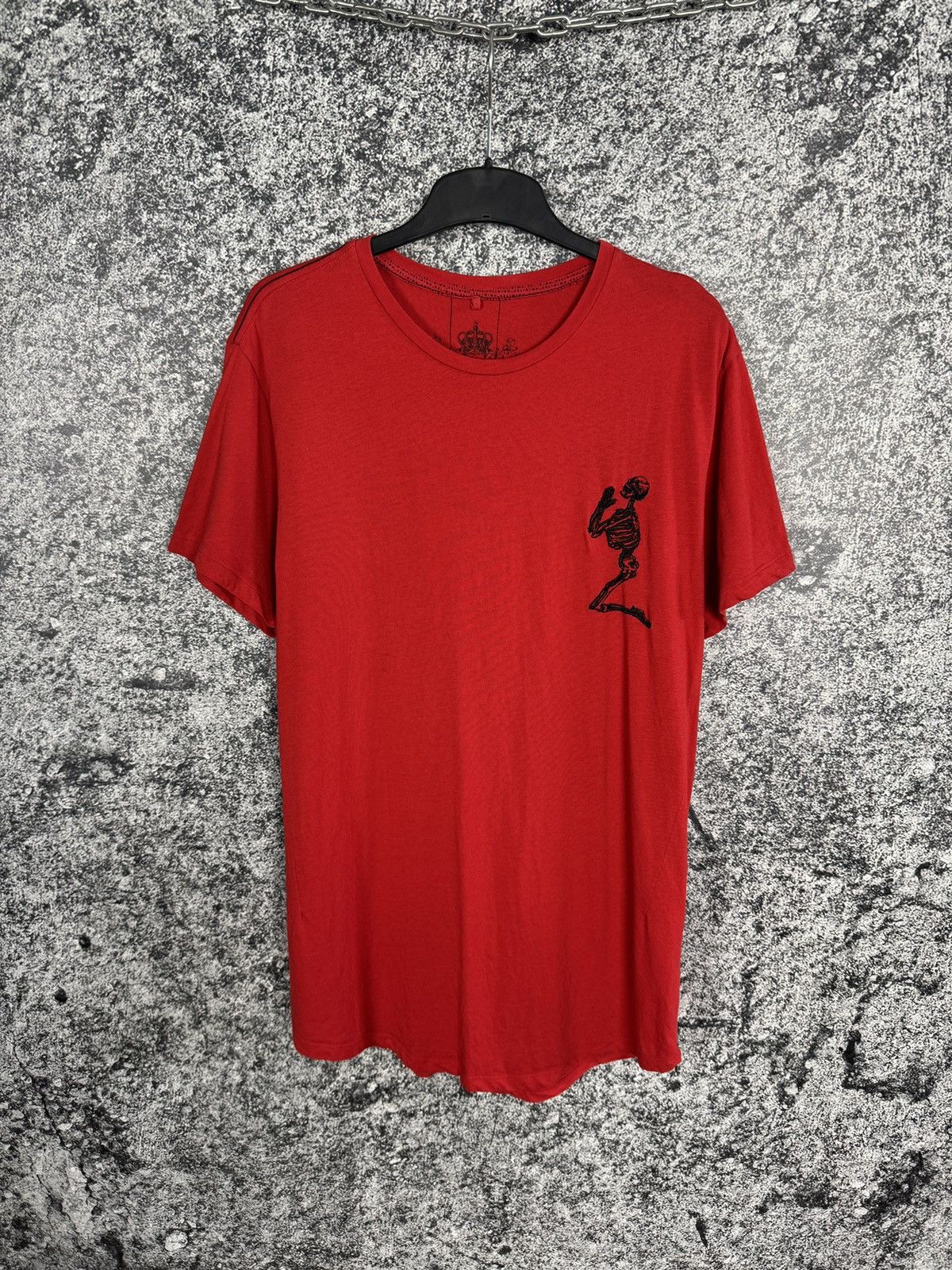 Japanese Brand Religion Red T-Shirt Playing Skeleton Graphic Tee Size L-XL Size US L / EU 52-54 / 3 - 1 Thumbnail