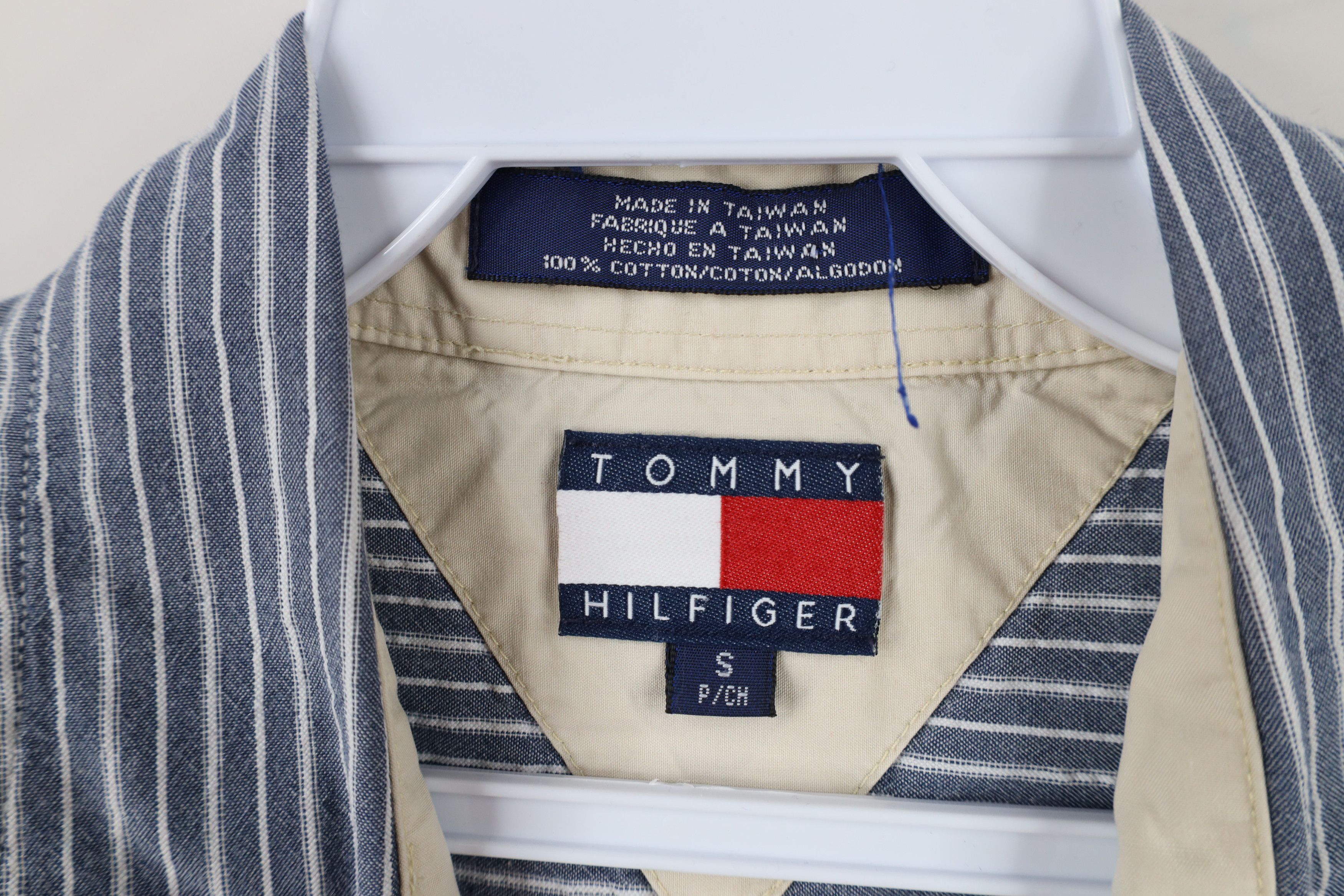 Tommy Hilfiger × Vintage Vintage 90s Tommy Hilfiger Striped Seer Sucker Button Shirt Size US S / EU 44-46 / 1 - 8 Thumbnail