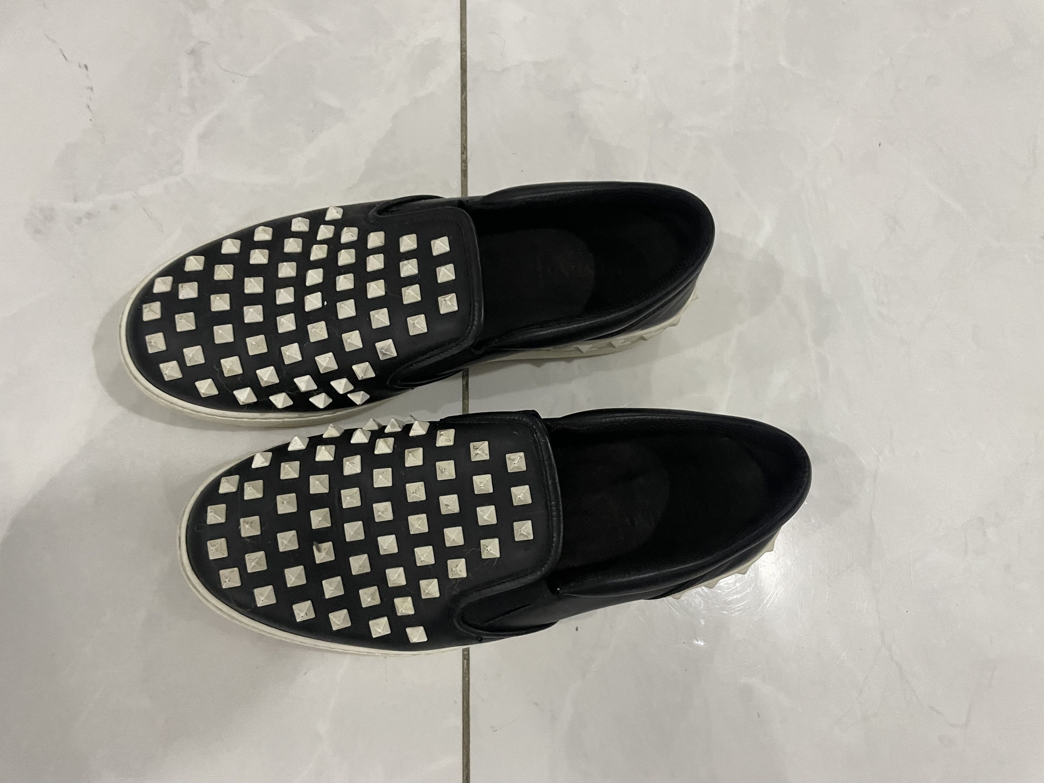 Valentino VALENTINO ROCK SLIP ON SNEAKER Size US 9 / EU 42 - 4 Thumbnail