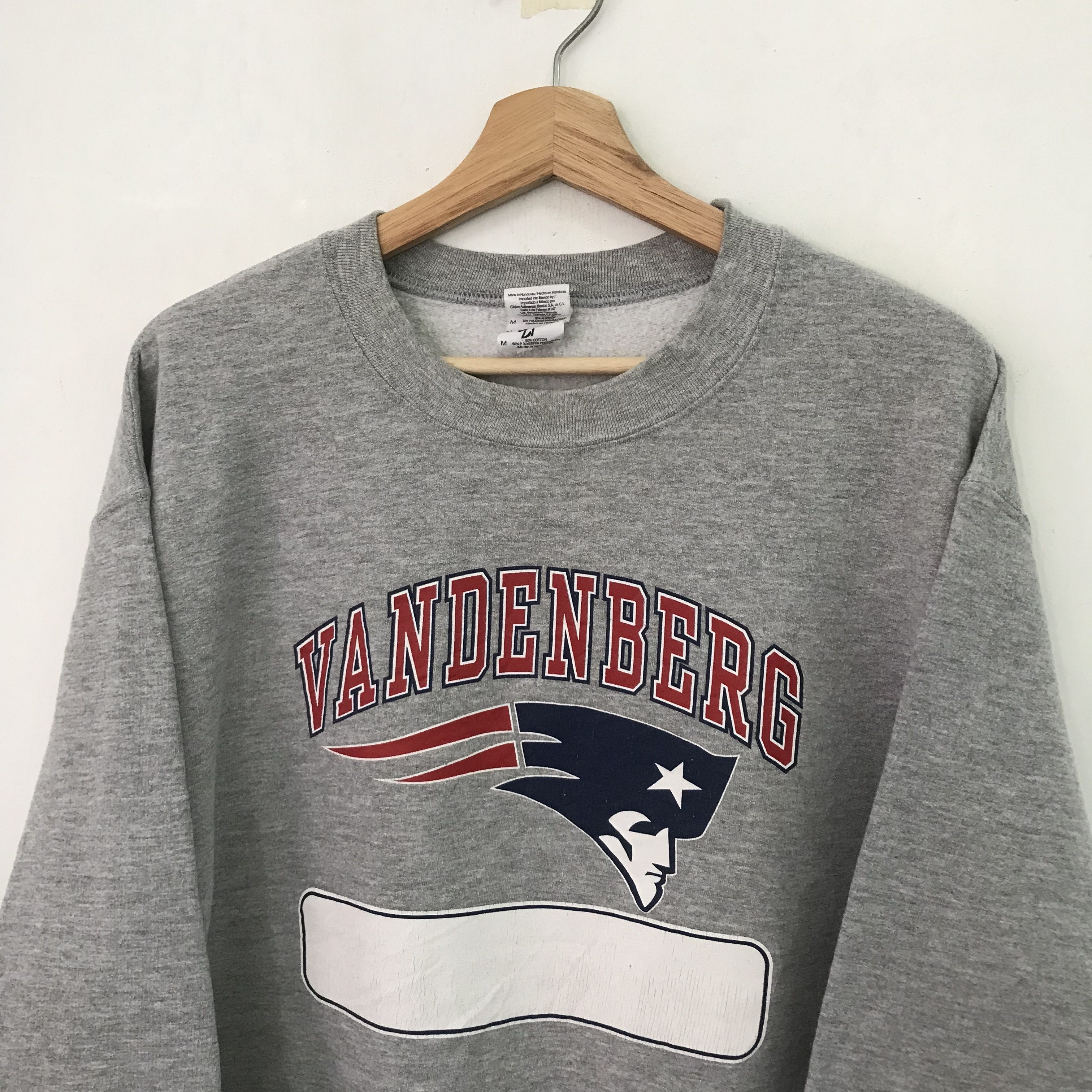 New England Outerwear Vintage Y2K New England Patriots Football Gray - 565 Size US M / EU 48-50 / 2 - 6 Thumbnail