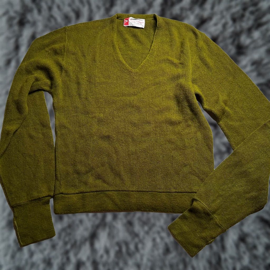 Olive VINTAGE Puritan Gary Player Sweater Mens S Olive Green Orlon 1960s V-Neck Size US S / EU 44-46 / 1 - 1 Thumbnail