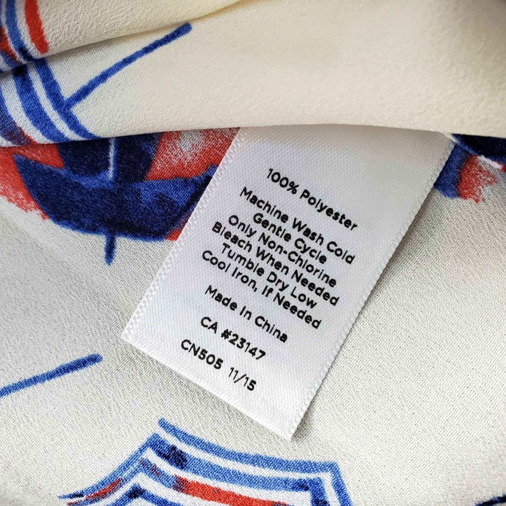 Talbots Talbots Blouse Womens S Umbrella Print Beach Slit Sleeve V Neck Button Dressy Casual Multicolor Pattern Womens Size S / US 4 / IT 40 - 7 Thumbnail