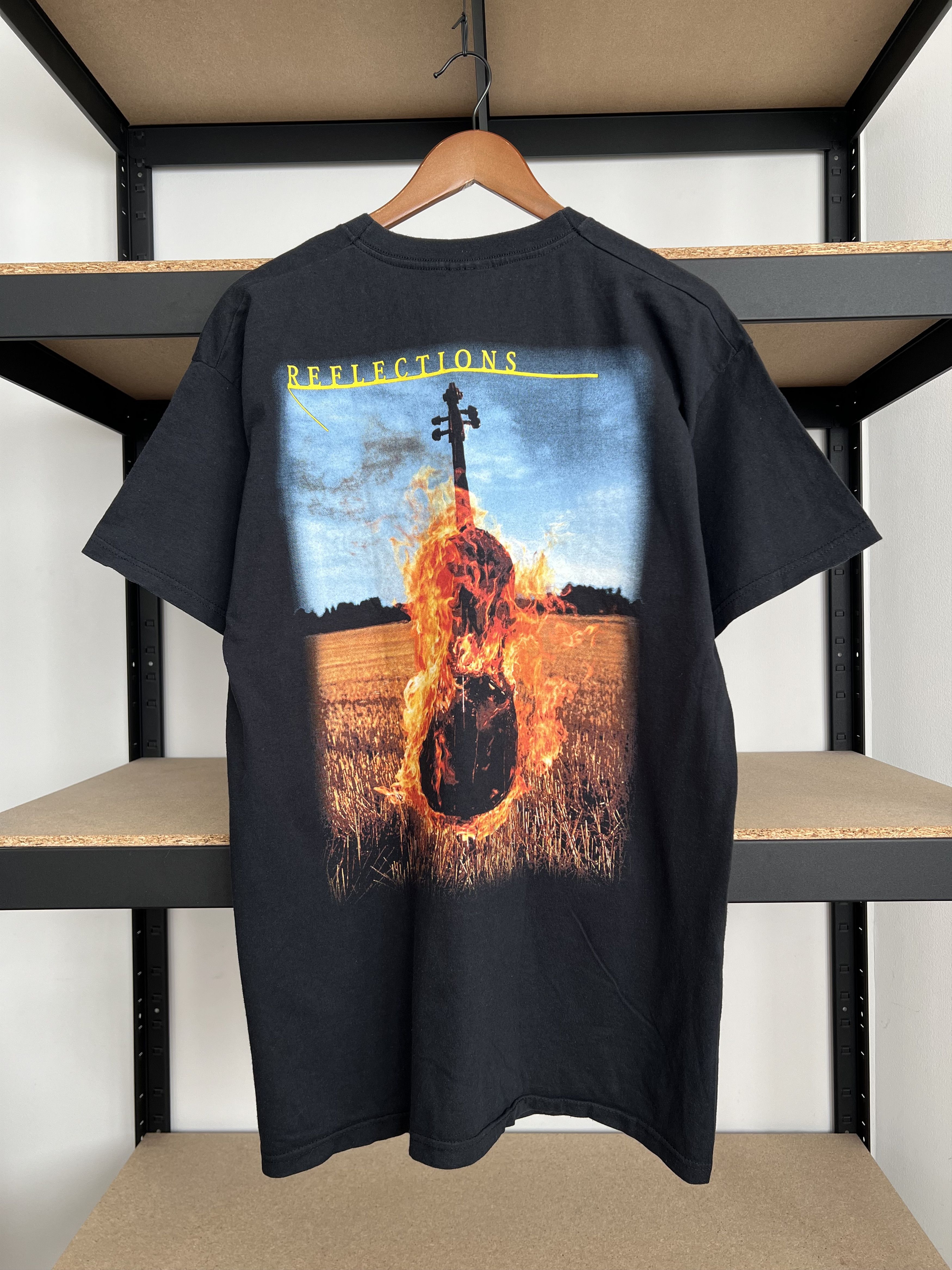 Band Tees Vintage 2000s Apocalyptica Reflections Black T-shirt Size US L / EU 52-54 / 3 - 1 Thumbnail