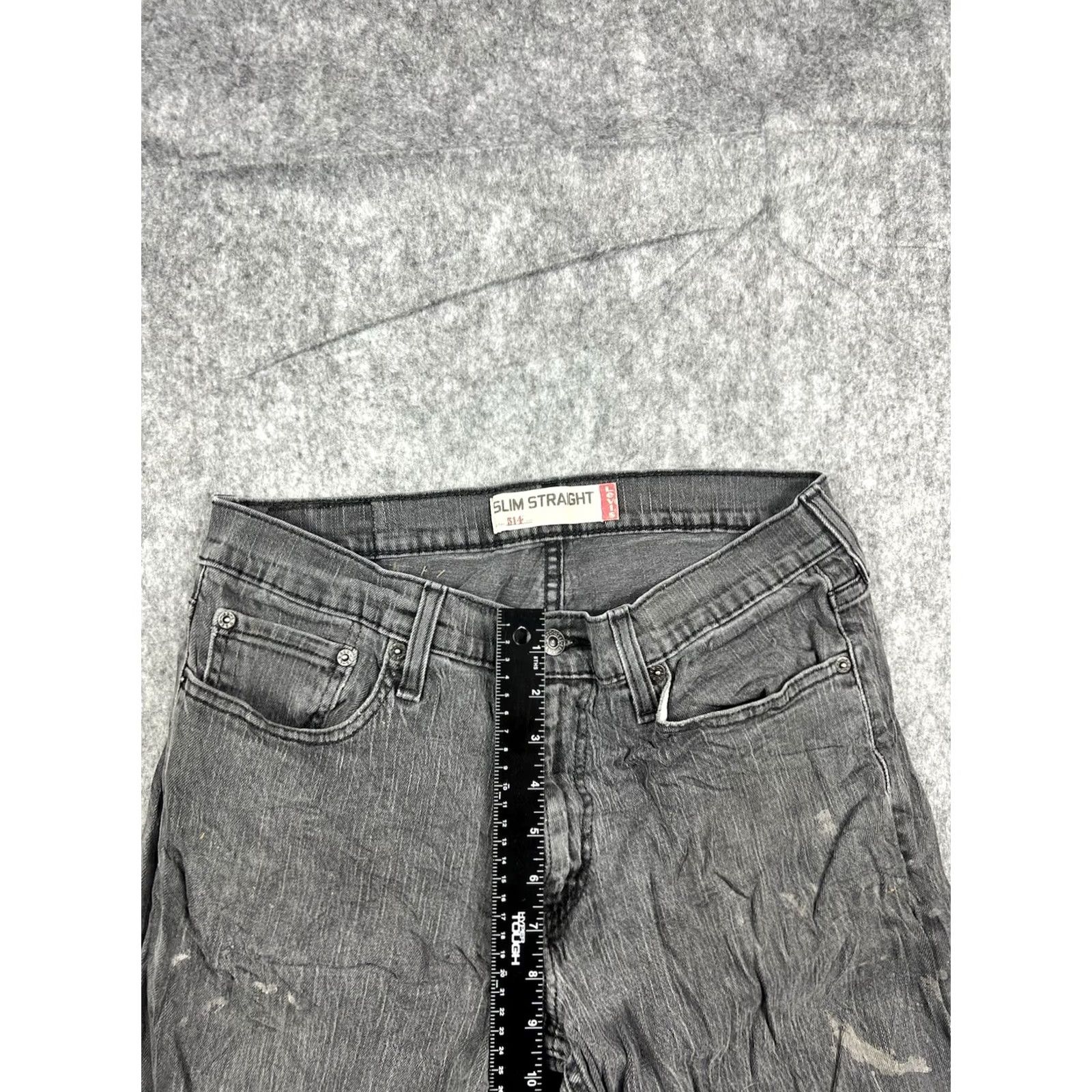 Levi's VINTAGE Levi's 514 Jeans Men Slim Straight Gray/Black Size 33x34 Denim Dark 5-Pocket Distressed Size US 33 - 4 Thumbnail
