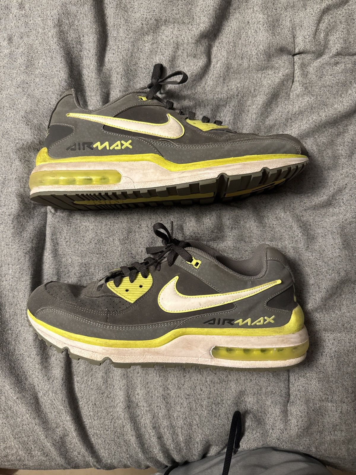 Nike Nike Air Max 90 - 2012 Size US 13 / EU 46 - 1 Thumbnail