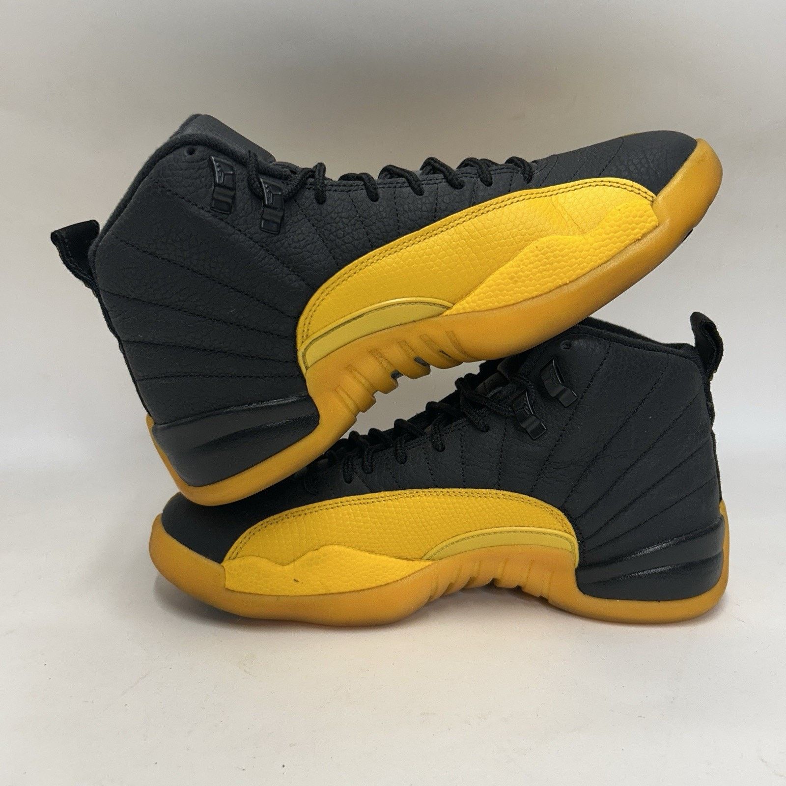 Jordan Brand Nike Air Jordan 12 Retro “University Gold/Yellow Black” Size US 8.5 / EU 41-42 - 3 Thumbnail