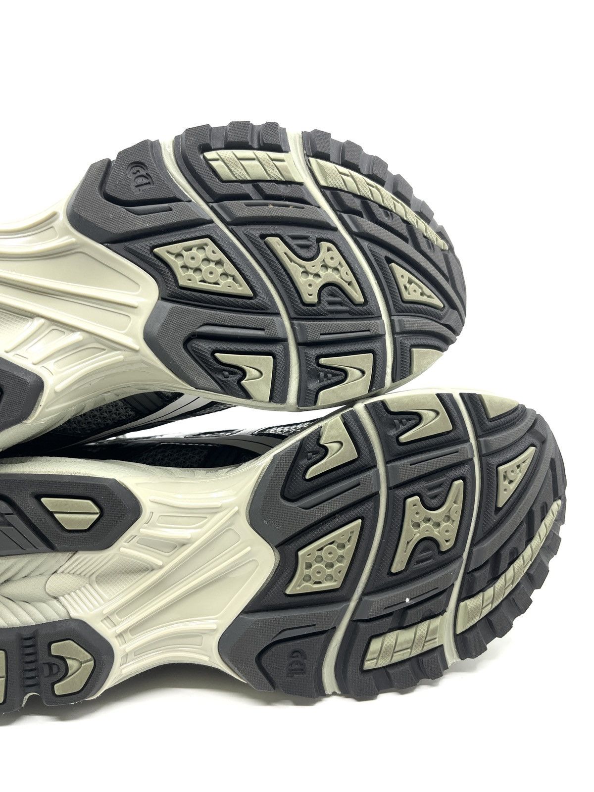 Asics × Kiko Kostadinov Kiko Asics Gel Kayano UB1-S Size US 9.5 / EU 42-43 - 3 Thumbnail