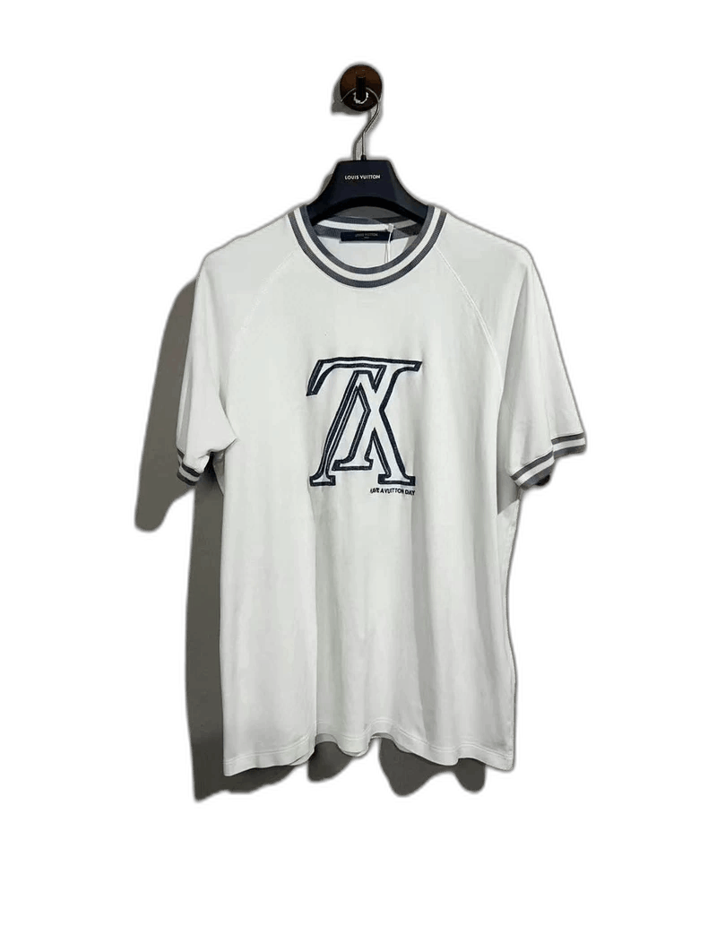 Louis Vuitton Louis Vuitton white blue short sleeve tee Size US XL / EU 56 / 4 - 1 Thumbnail
