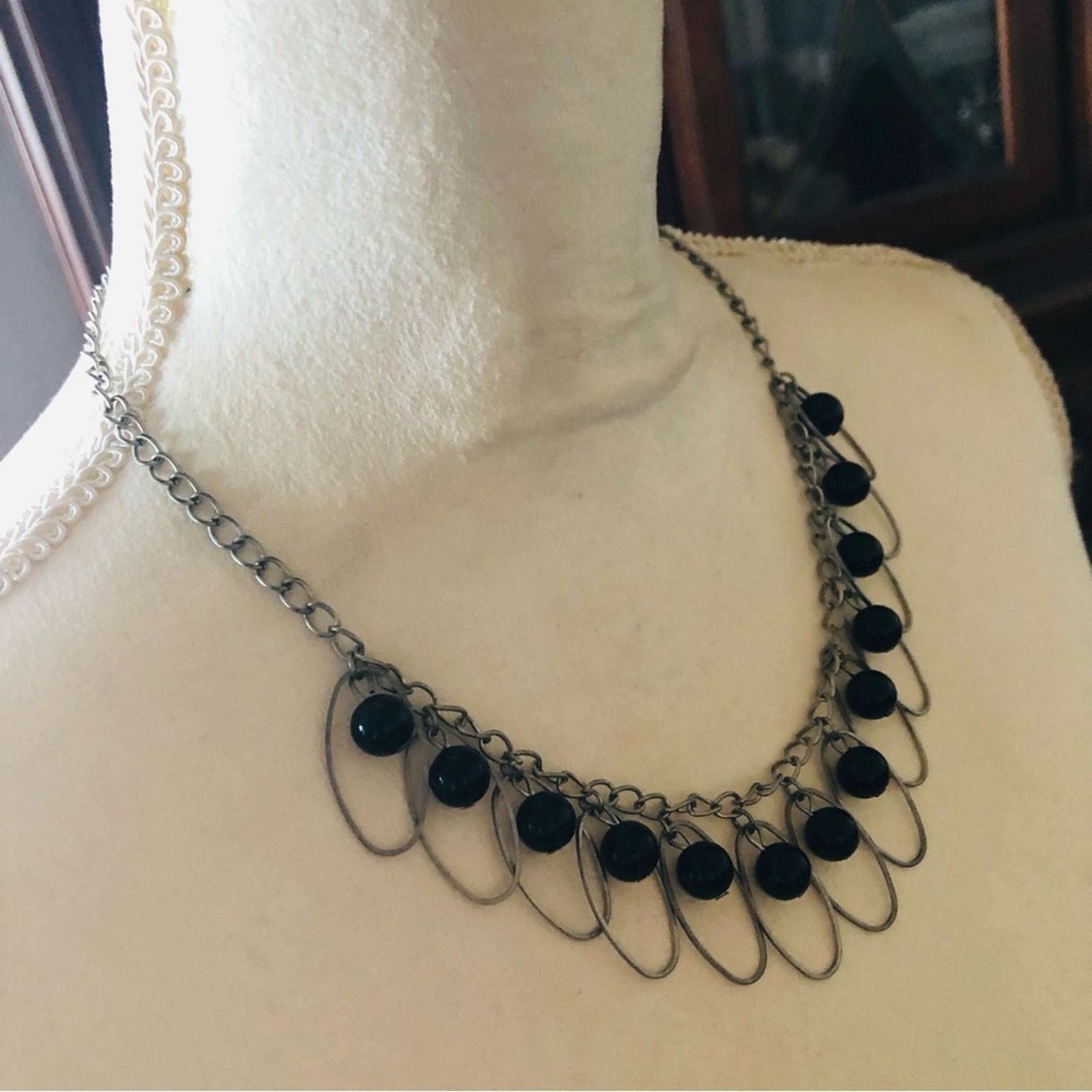 Jewelry Oval matte silver tone disc simulated black pearl necklace Size ONE SIZE - 3 Thumbnail