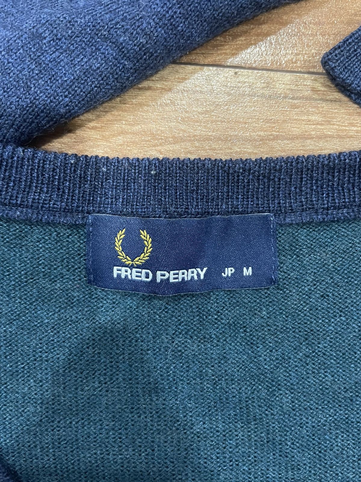 Fred Perry Fred Perry V-neck sweatshirts Size US M / EU 48-50 / 2 - 3 Thumbnail