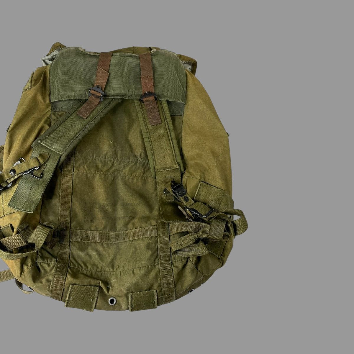 Vintage Vintage U.S. military combat field pack back pack Size ONE SIZE - 4 Thumbnail