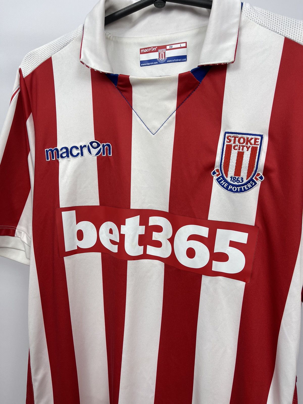 Macron STOKE CITY MACRON 2016/2017 FOOTBALL SOCCER HOME JERSEY L Size US L / EU 52-54 / 3 - 3 Thumbnail