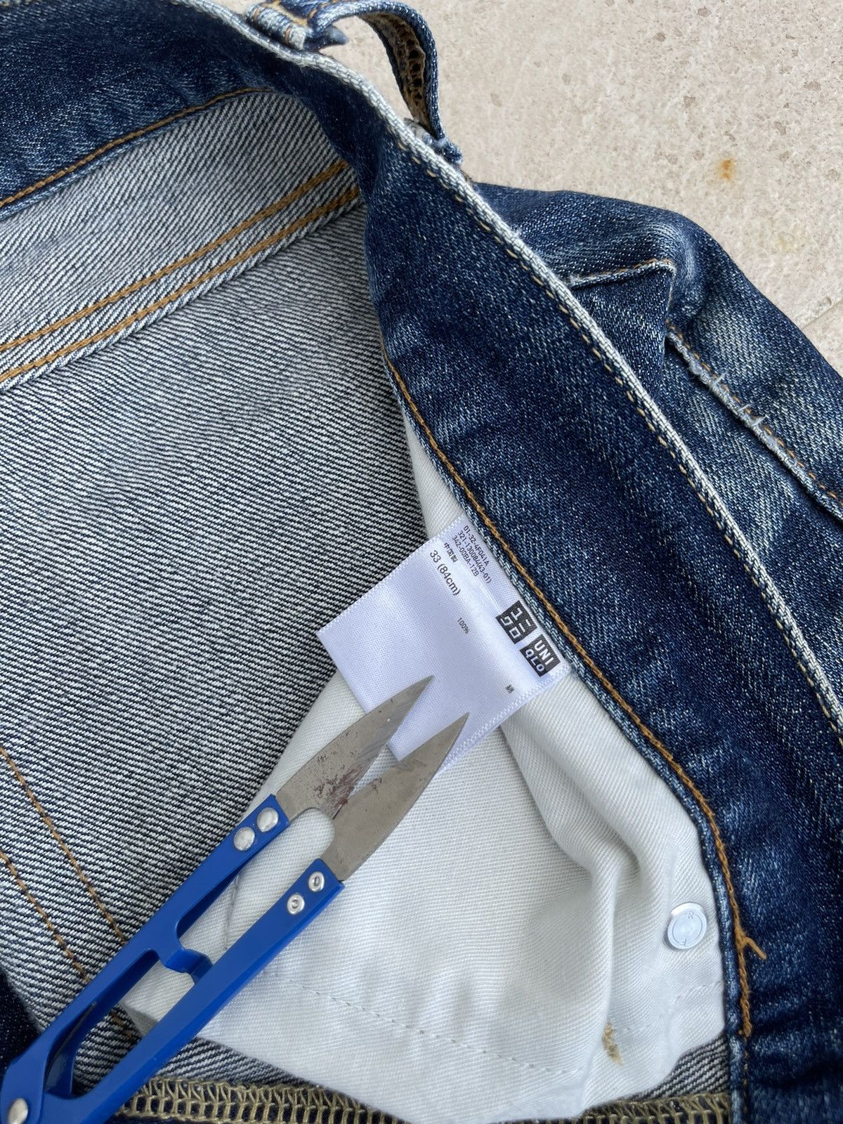 Japanese Brand × Jean × Uniqlo 🔥Uniqlo Jeans Selvedge Distressed Denim W35🔥 Size US 35 - 8 Thumbnail