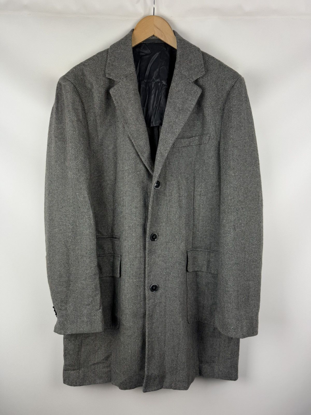 Vintage Gutteridge Men’s Wool Herringbone Tweed Overcoat Coat Jacket Size US XXL / EU 58 / 5 - 1 Thumbnail