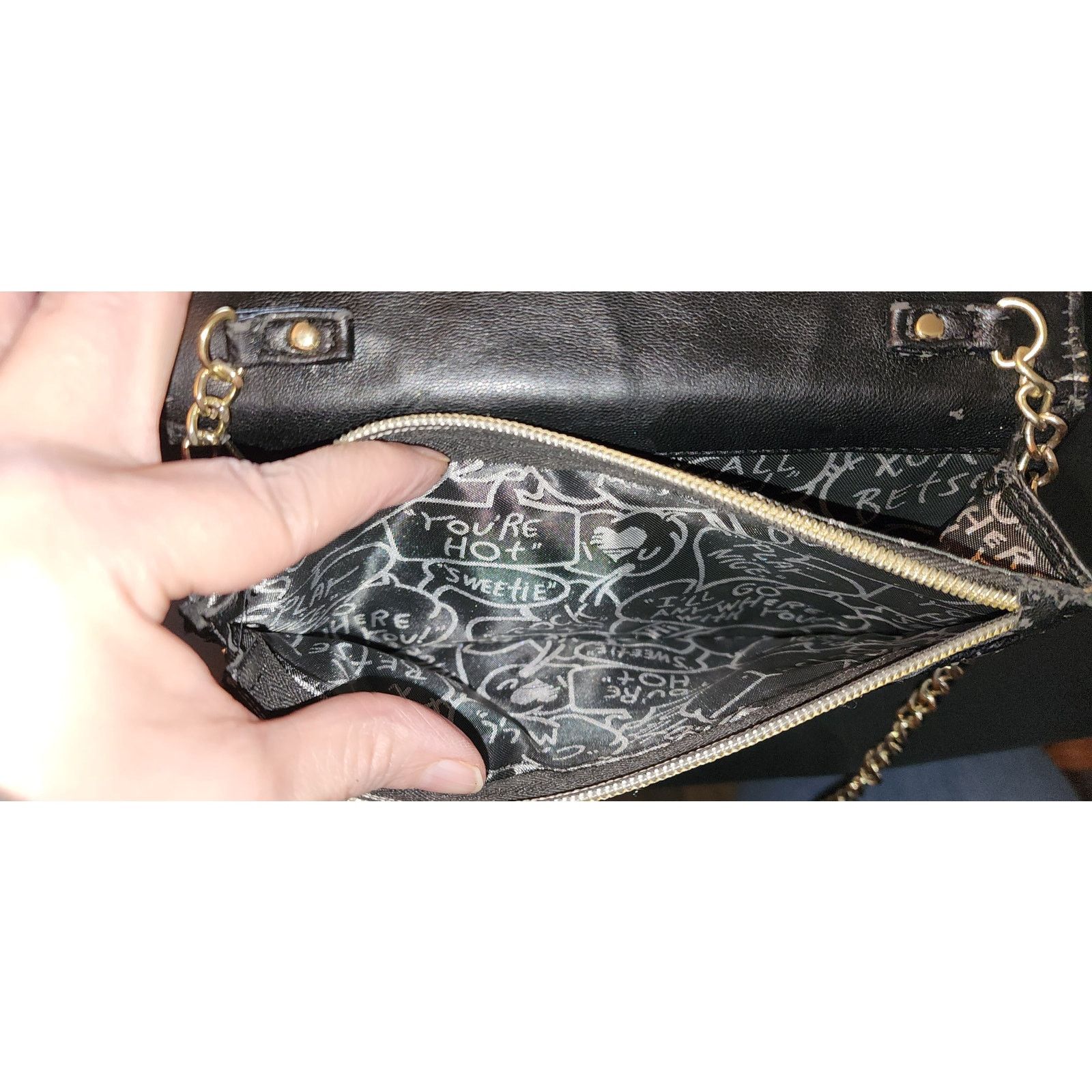 Betsey Johnson Betsy Johnson black leather heart crossbody clutch Size ONE SIZE - 3 Thumbnail