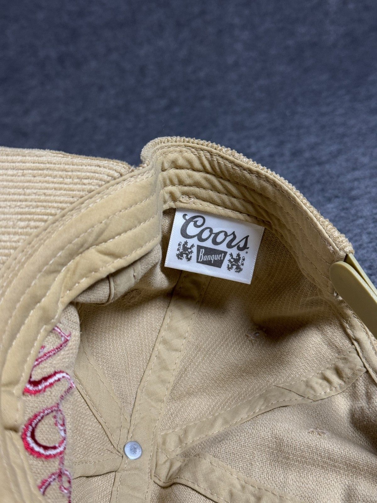 Vintage Coors Corduroy Relaxed Fit Trucker Snapback Hat Tan Size ONE SIZE - 4 Thumbnail
