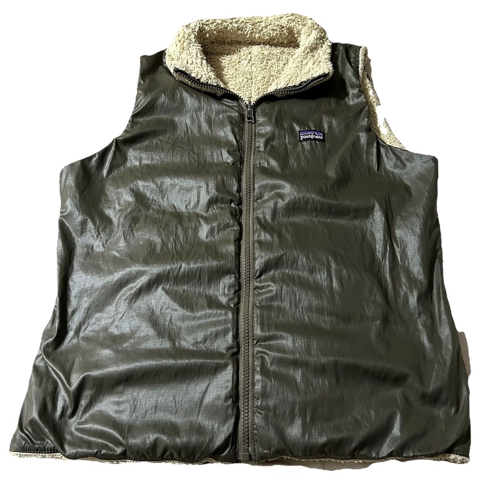 Patagonia Patagonia Los Gatos Reversible Sherpa Fleece Vest Women S Cream Size S / US 4 / IT 40 - 3 Thumbnail