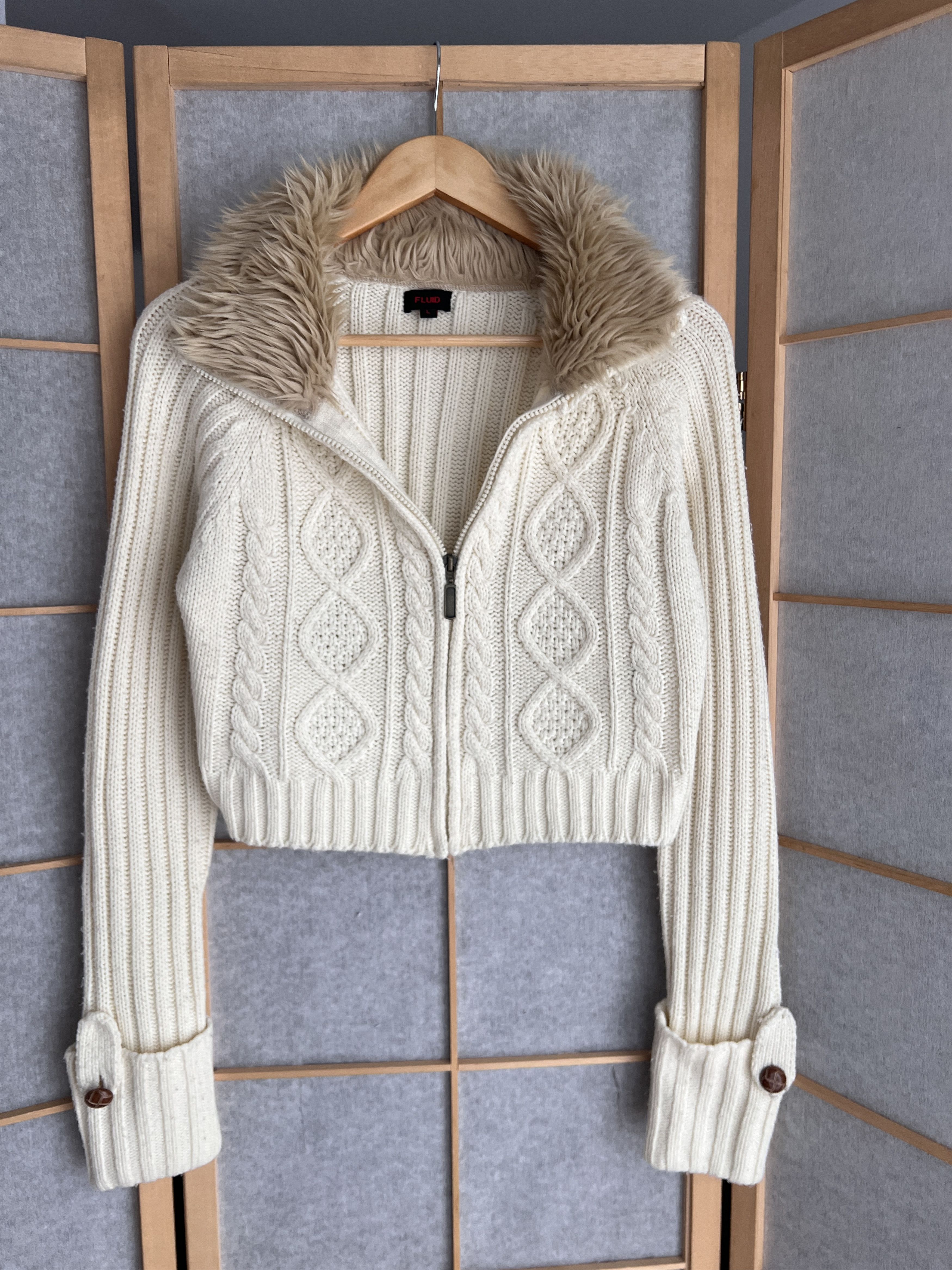Hysteric Glamour Vintage 2000s cable knit cropped sweater faux fur collar y2k Size L / US 10 / IT 46 - 15 Thumbnail