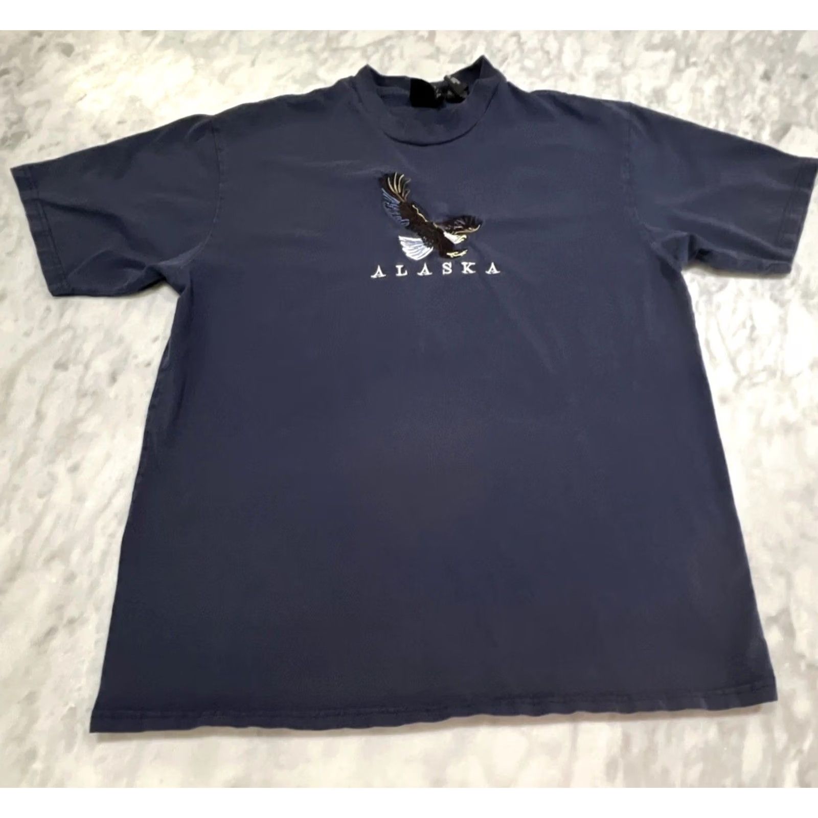 Vintage VINTAGE Alaska T Shirt Men XL Eagle Embroidery Short sleeve Cotton Prairie Mountian Blue Nature Travel Eagle Mens XL Cotton Shirt Size US XL / EU 56 / 4 - 3 Thumbnail