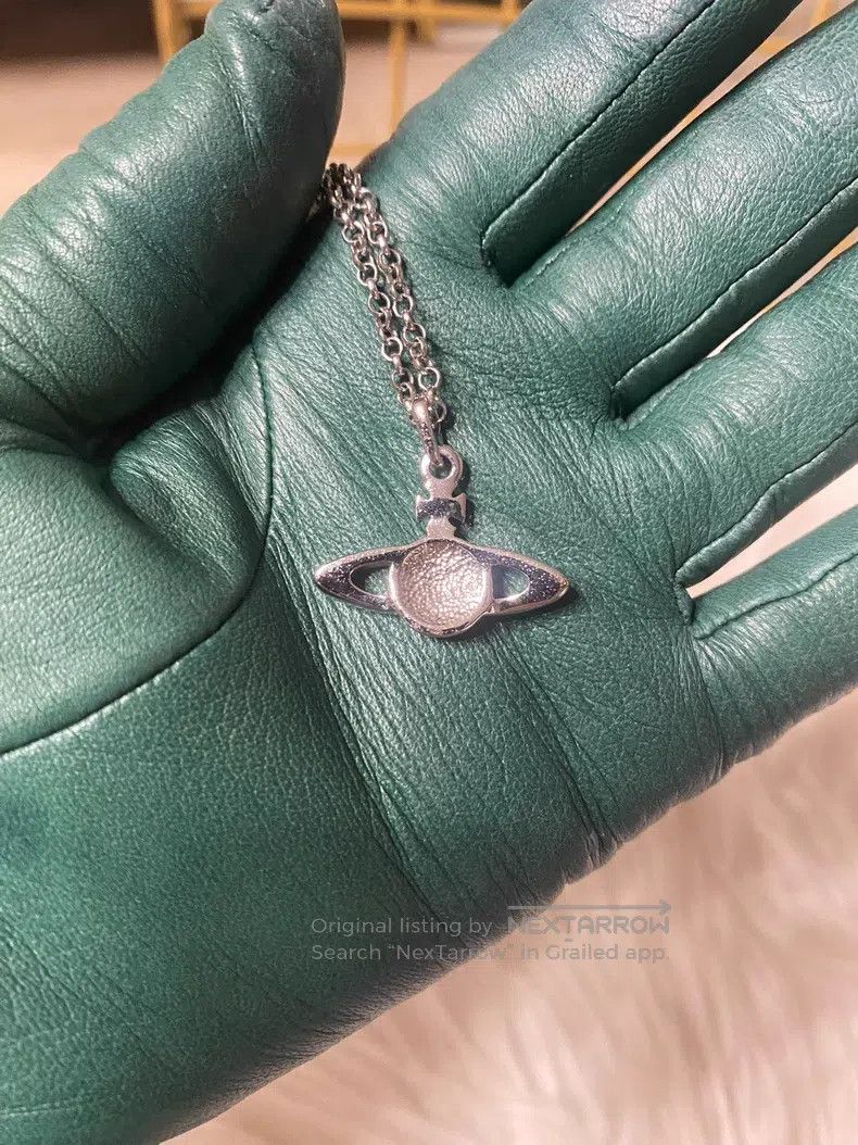 Vivienne Westwood Vivienne Westwood Old style silver mini bas flat necklace Size ONE SIZE - 2 Thumbnail