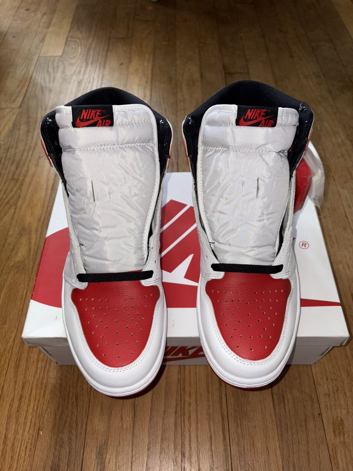 Jordan Brand × Nike Air Jordan 1 Retro High OG Heritage Size US 11.5 / EU 44-45 - 4 Thumbnail