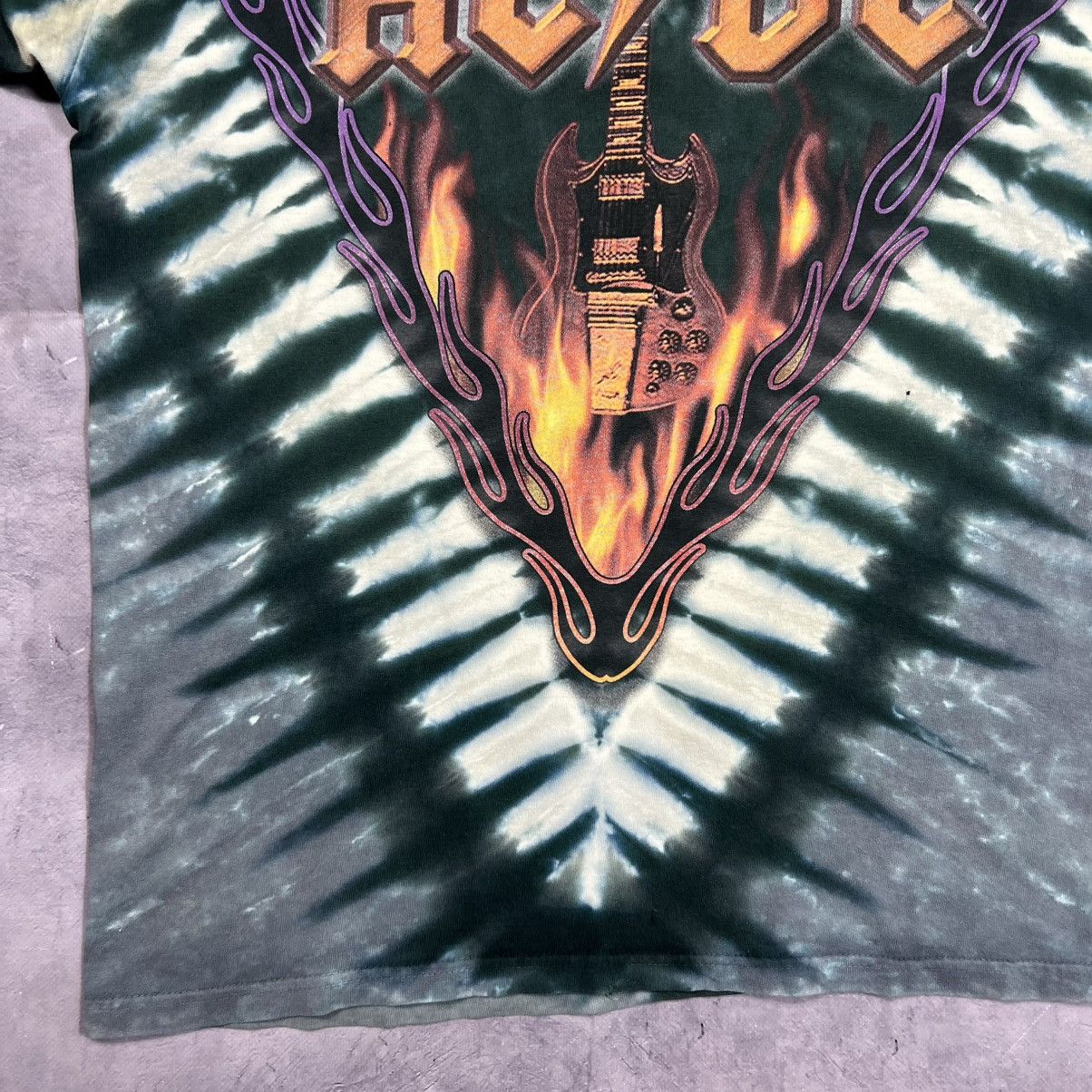 AC/DC Rare! Ac/Dc Liquid Blue Hells Bells Overprint Tee 00s Vtg Size US L / EU 52-54 / 3 - 6 Thumbnail