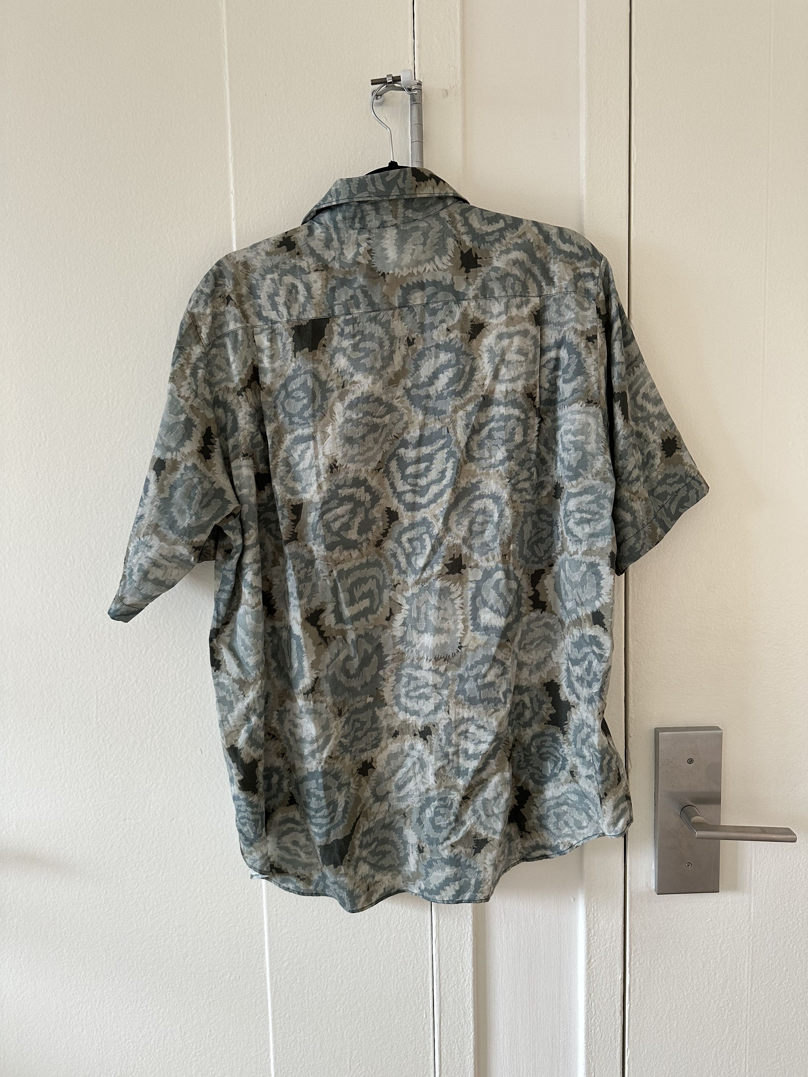 Acne Studios Acne Studios Floral Short Sleeve Button Up Shirt Size US M / EU 48-50 / 2 - 5 Thumbnail