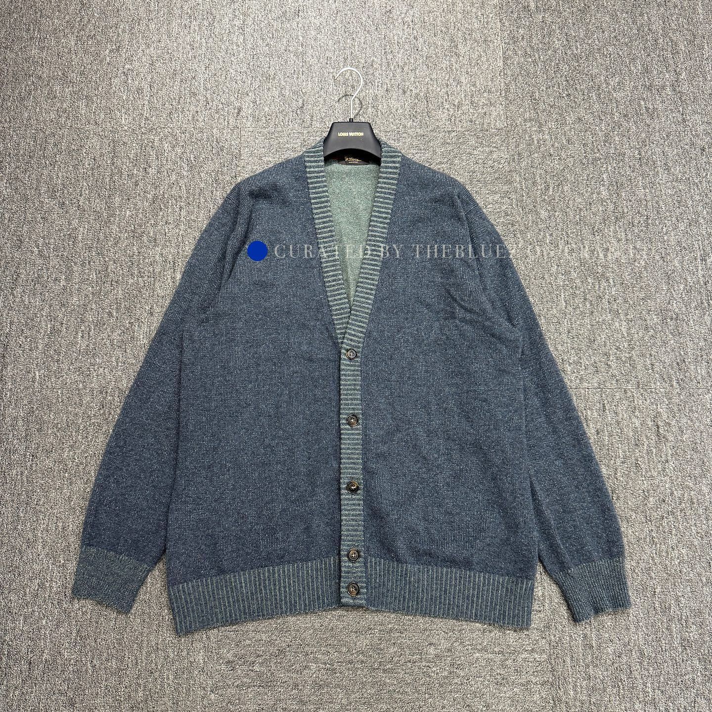 Loro Piana Blue V-Neck Button-Front Cardigan Size US XL / EU 56 / 4 - 1 Thumbnail