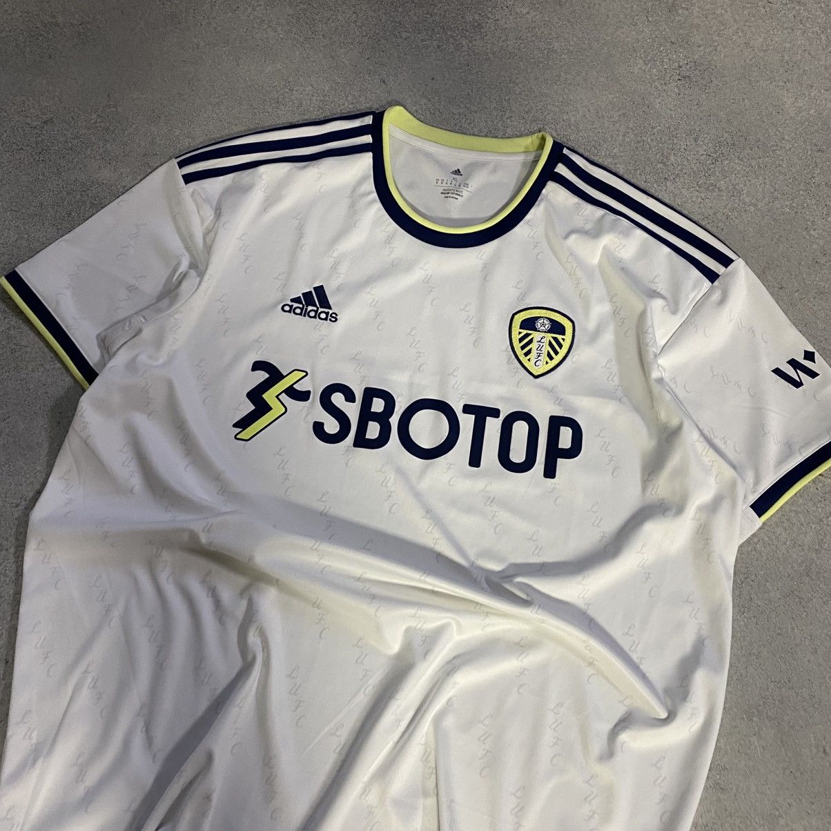 Adidas Adidas Leeds United Jersey 2020 - 21 Season Away Type M Size US XL / EU 56 / 4 - 2 Thumbnail