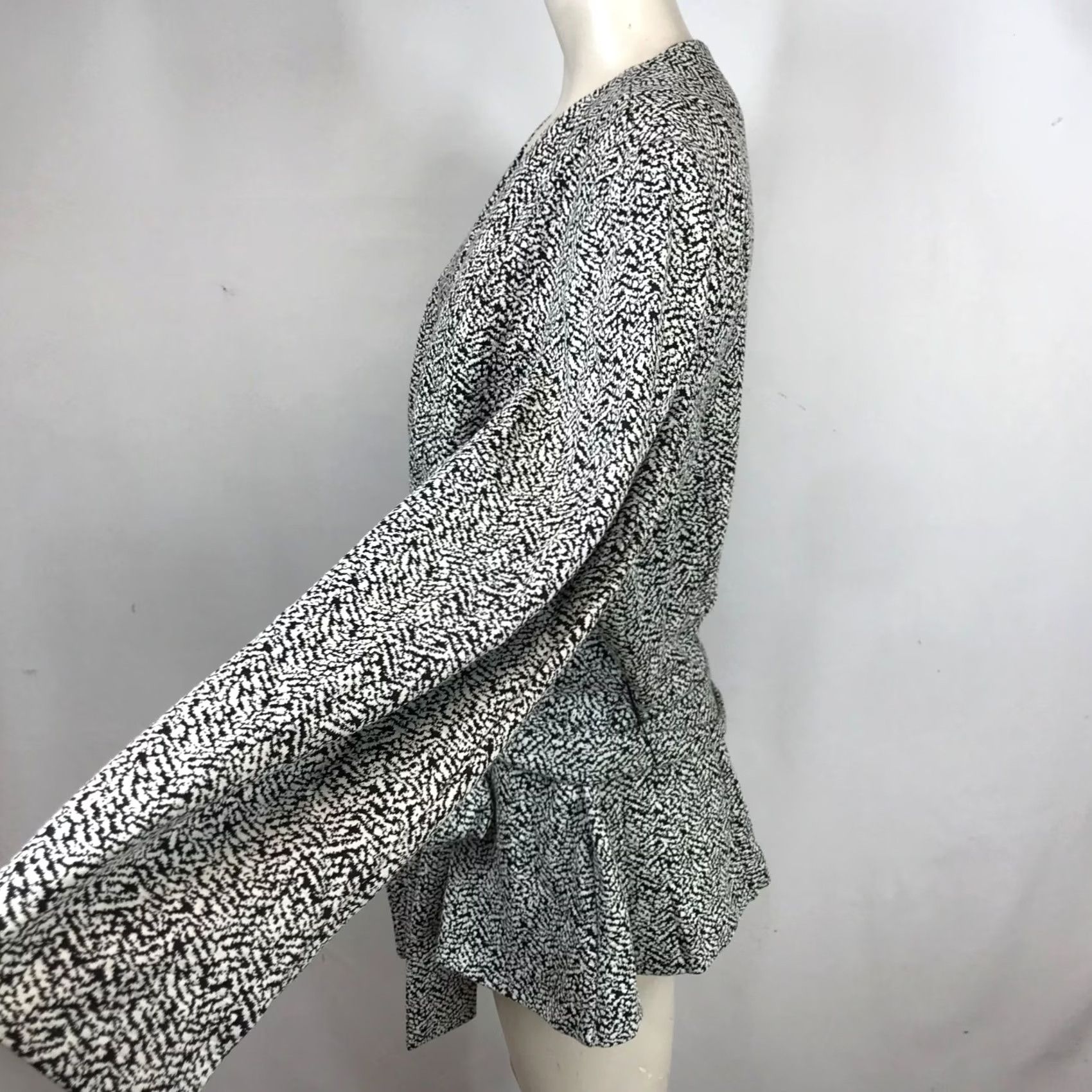 Vintage LANE BRYANT Womens 28 Black White Textured Belted Jacket Blazer Stretch Plus Size 28 Size 4XL / US 24-26 - 4 Thumbnail