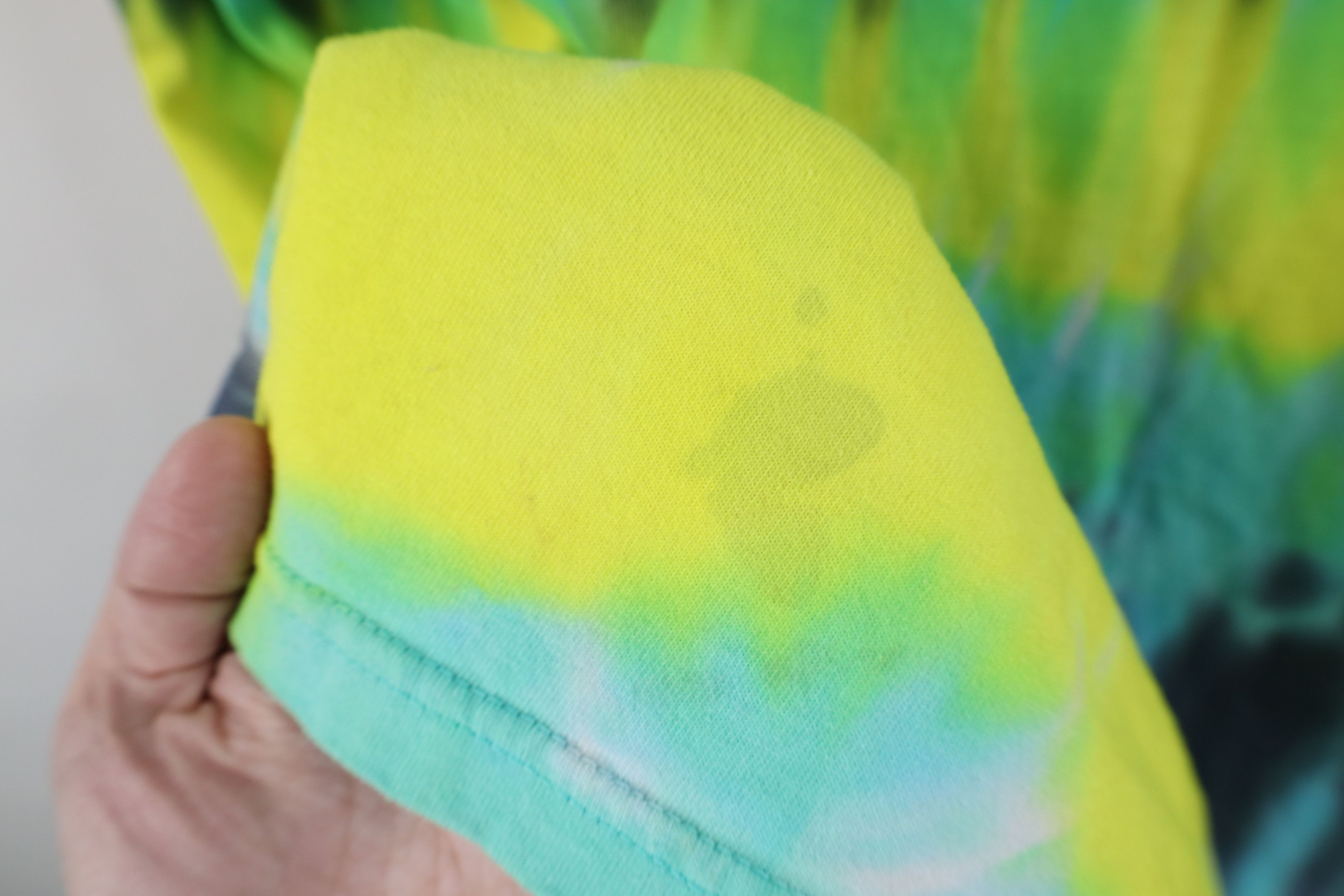 Vintage Vintage 90s Streetwear Tie Dye Acid Wash T-Shirt Trippy Size US L / EU 52-54 / 3 - 9 Thumbnail