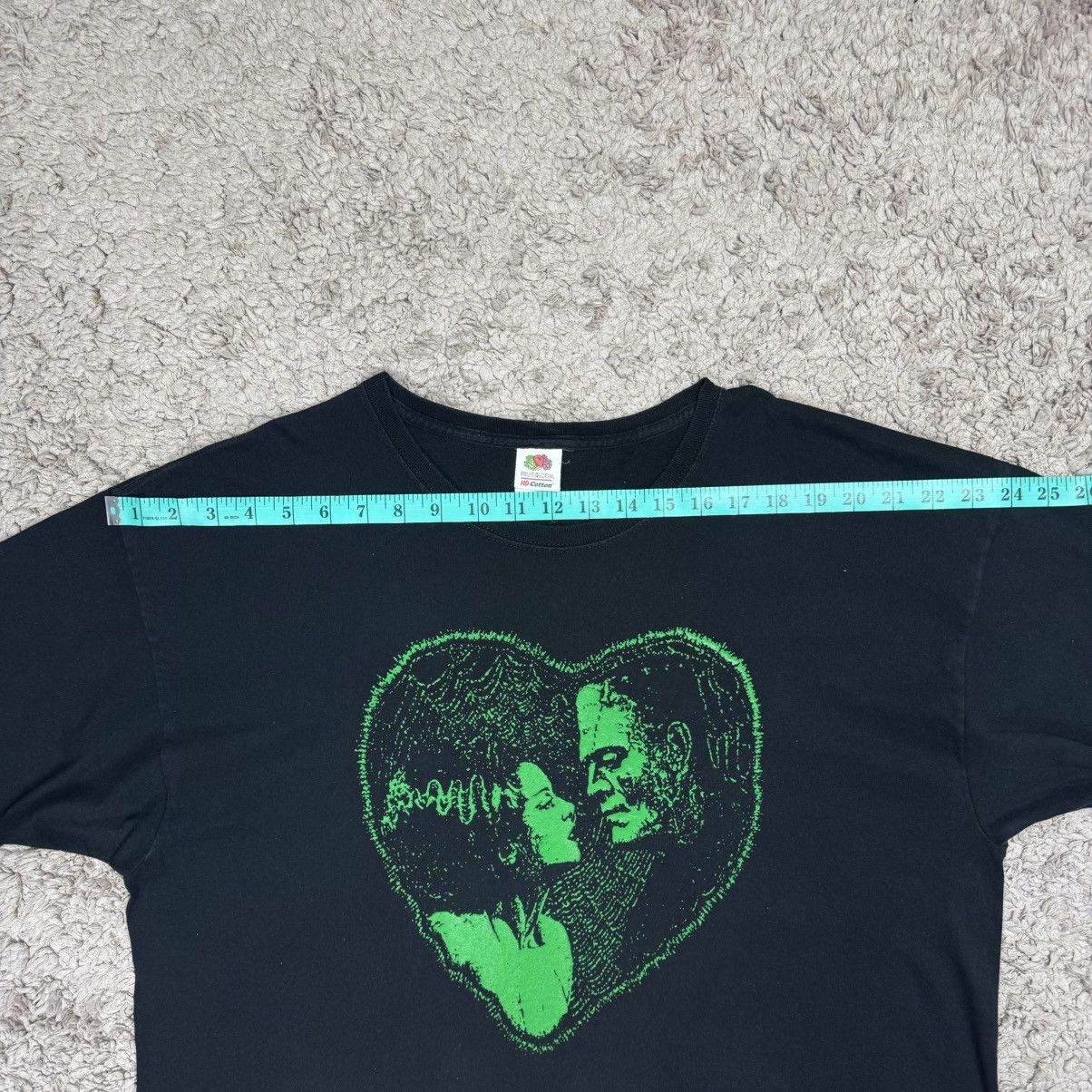 Vintage Vintage Frankenstein "We Belong Dead" Heart Graphic T-shirt Size US XL / EU 56 / 4 - 12 Thumbnail