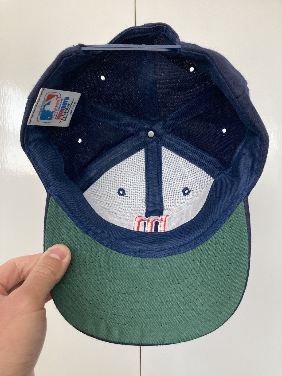 MLB × Twins × Vintage MINNESOTA TWINS PRO YOUTH EDS WEST SNAPBACK HAT MLB BASEBALL Size ONE SIZE - 10 Thumbnail