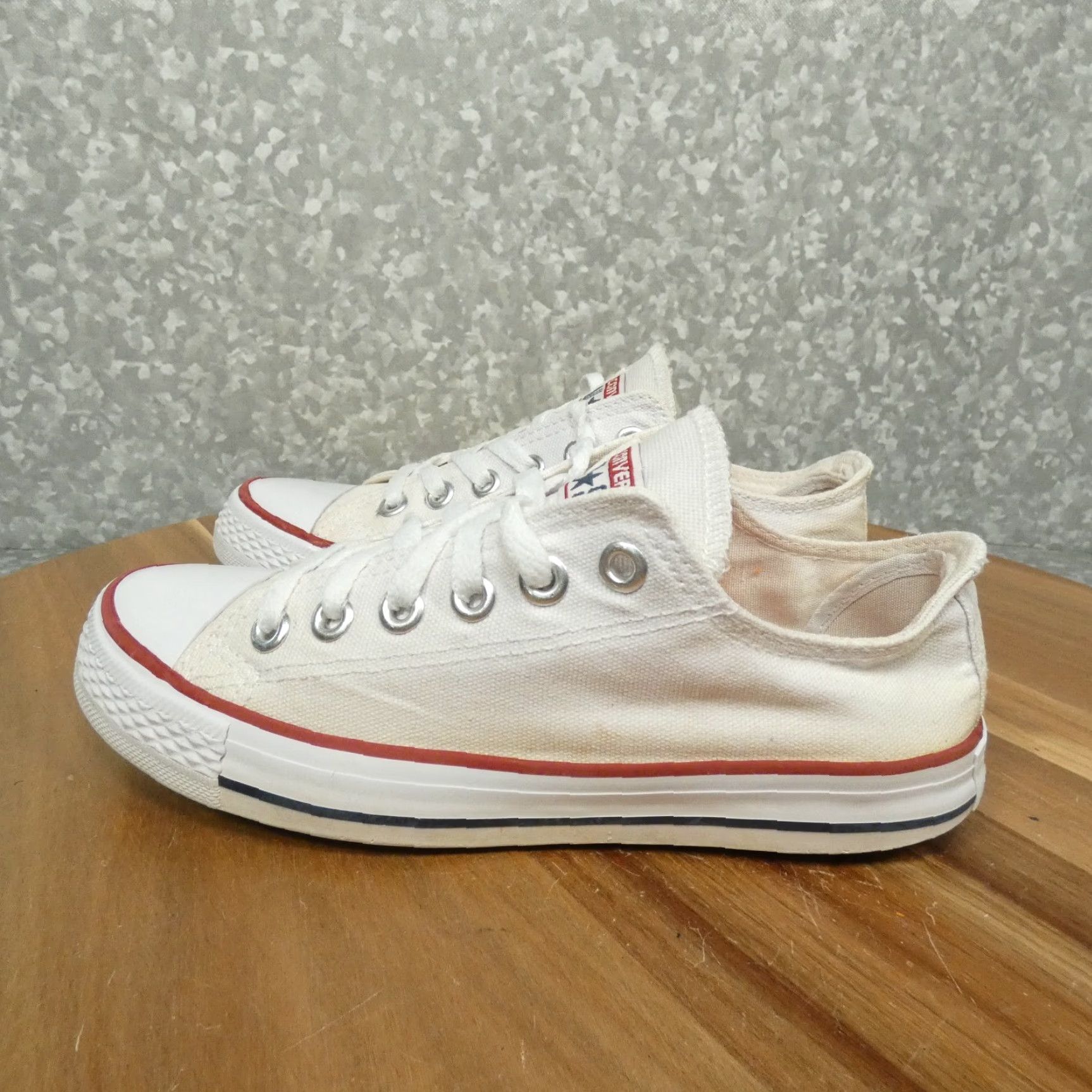 Converse Converse All-Star Chuck Taylor Sneaker Mens 3.5 Womens 5.5 White Canvas Size US 5.5 / IT 35.5 - 6 Thumbnail