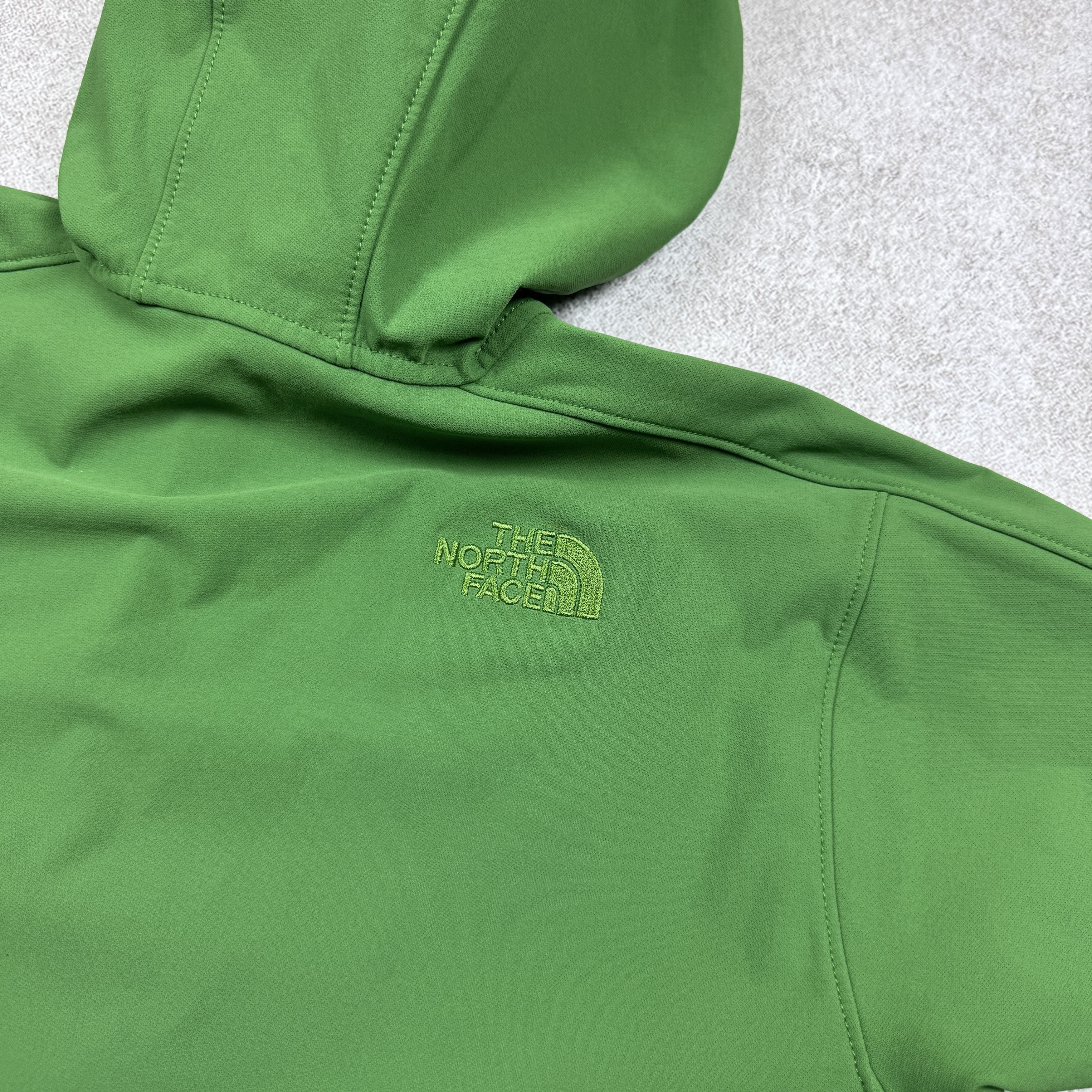 The North Face Men`s The North Face Green Softshell Jacket Size S-M Size US M / EU 48-50 / 2 - 12 Thumbnail