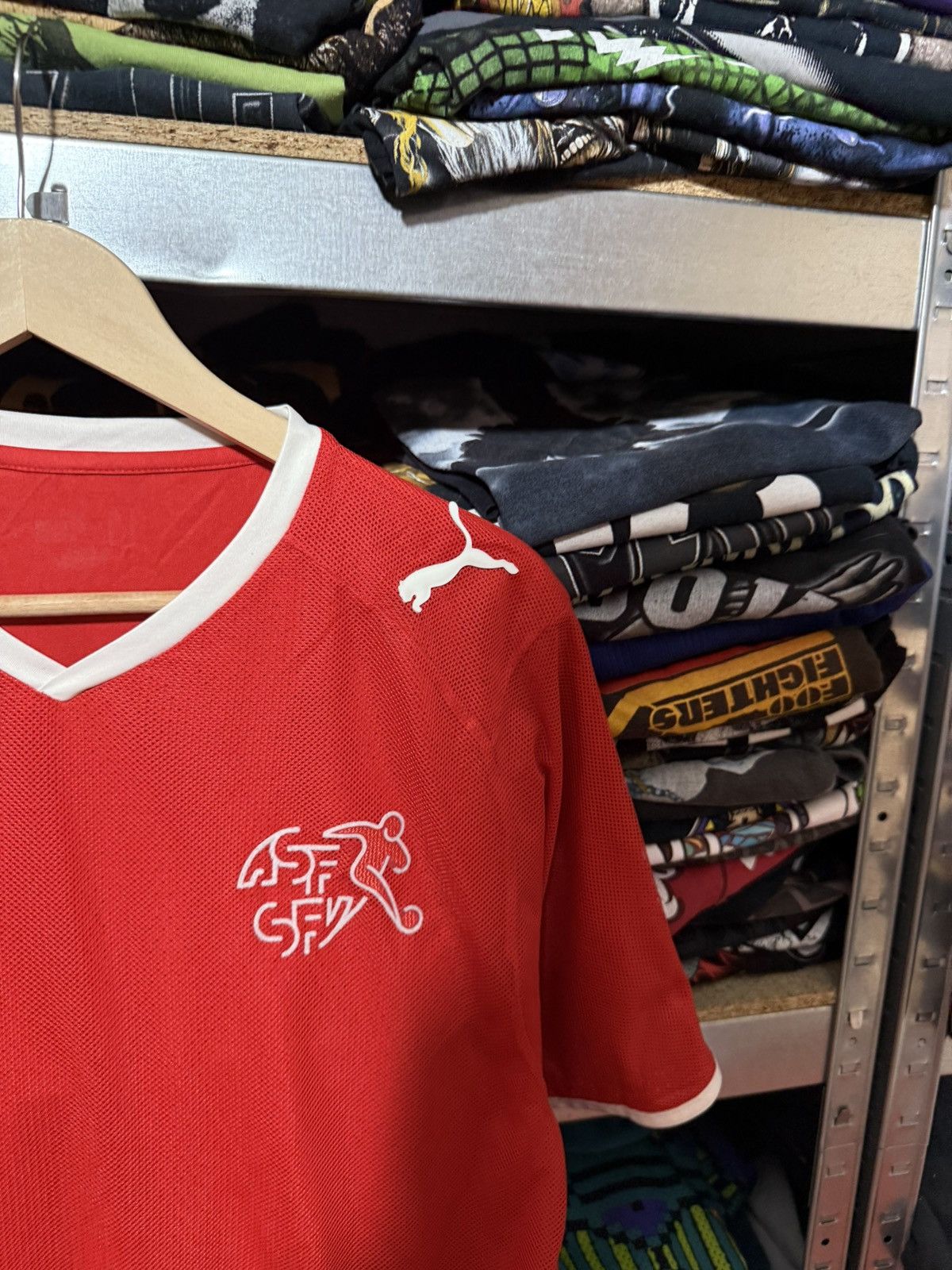 Puma Puma Switzerland 2008 2010 Home Football Soccer Retro Jersey Size US XL / EU 56 / 4 - 4 Thumbnail