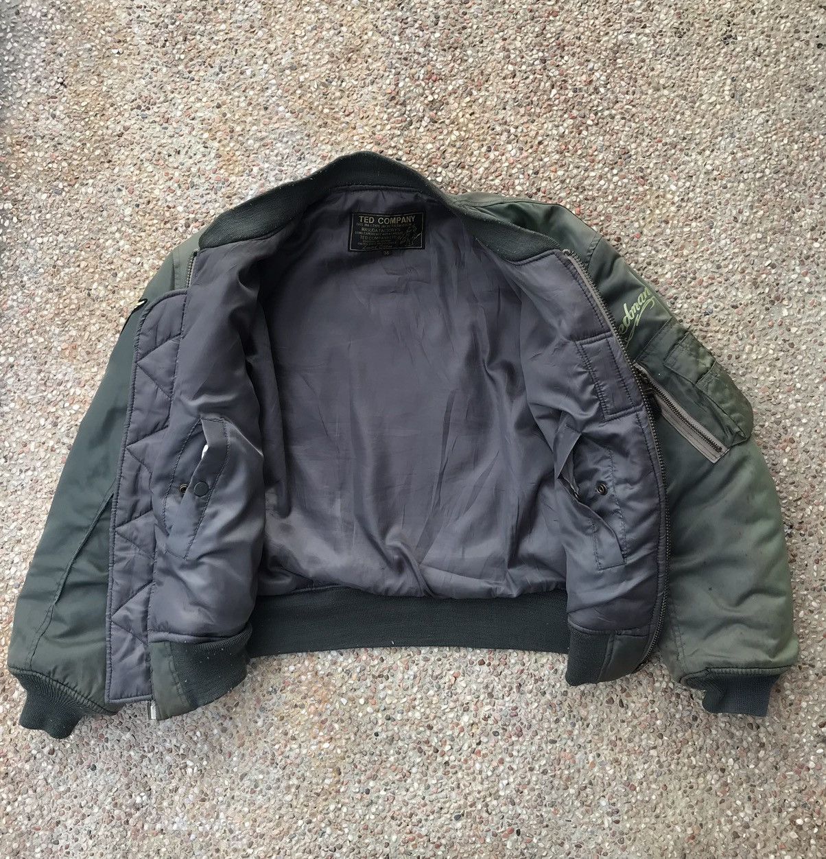 Tedman × Vintage Vintage Ted Man Embroidery Green Army Jacket Size US L / EU 52-54 / 3 - 16 Thumbnail