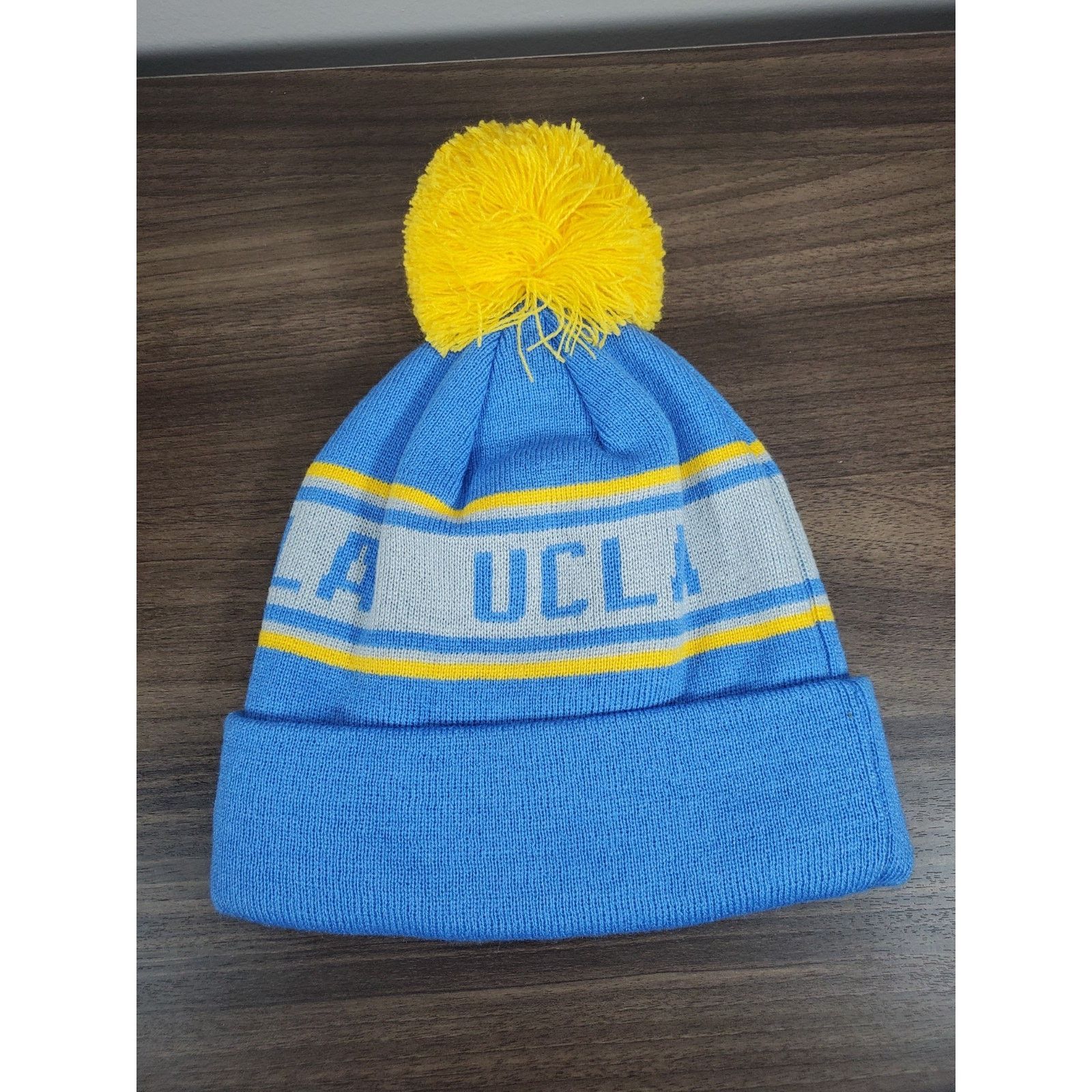NCAA × New Era UCLA Bruins Beanie Winter Hat Cap University Los Angeles Size ONE SIZE - 2 Thumbnail