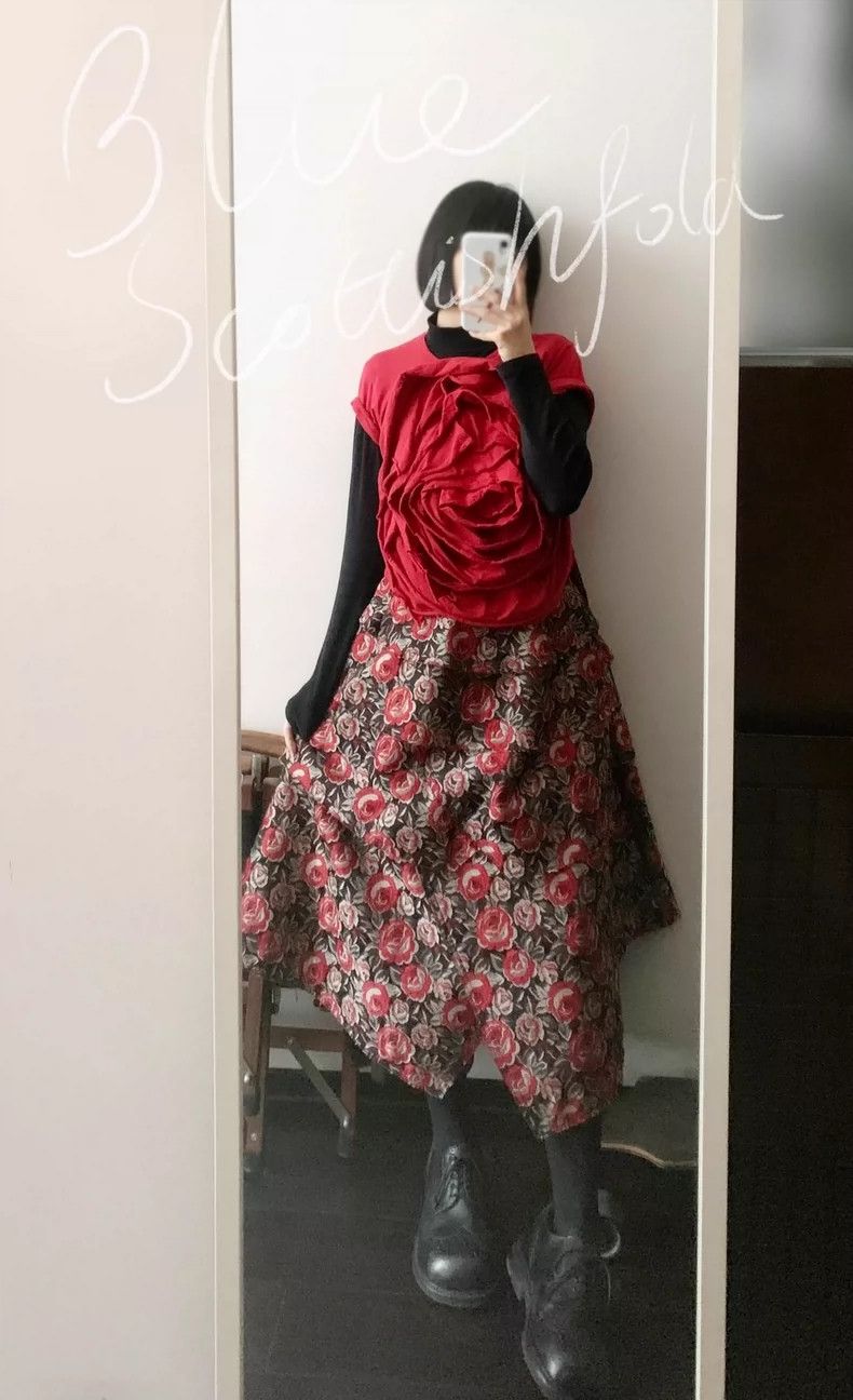Comme des Garcons Comme des Garcons size S Rose Jacquard overskirt Size 23" - 2 Thumbnail