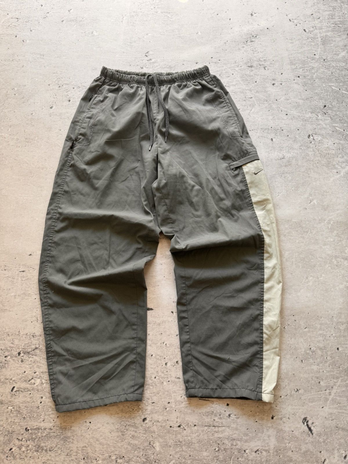 Nike × Vintage NIKE VINTAGE BASIC LOGO OVERSIZE BAGGY PANTS Size US 32 / EU 48 - 1 Thumbnail