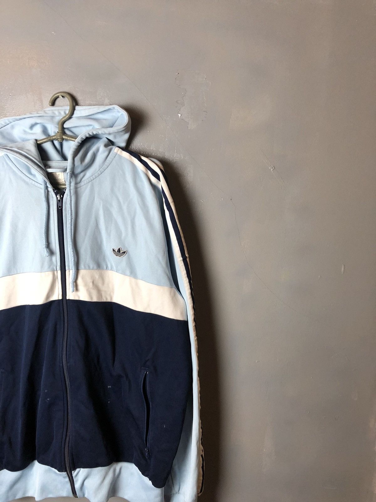Vintage Vintage men’s hoodie adidas size Xl Size US XL / EU 56 / 4 - 4 Thumbnail