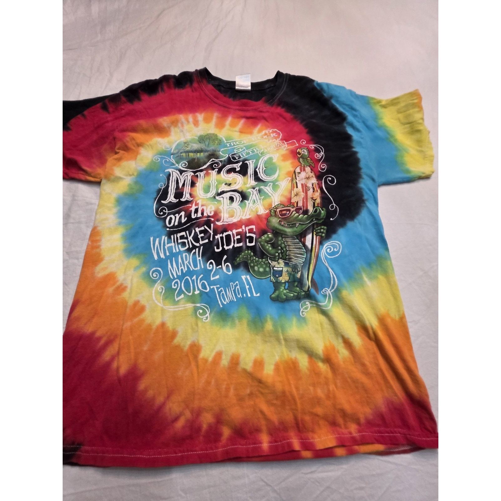 Gildan Trop Rock 2016 Music On The Bay Tampa Florida Men's Size L Size US L / EU 52-54 / 3 - 1 Thumbnail