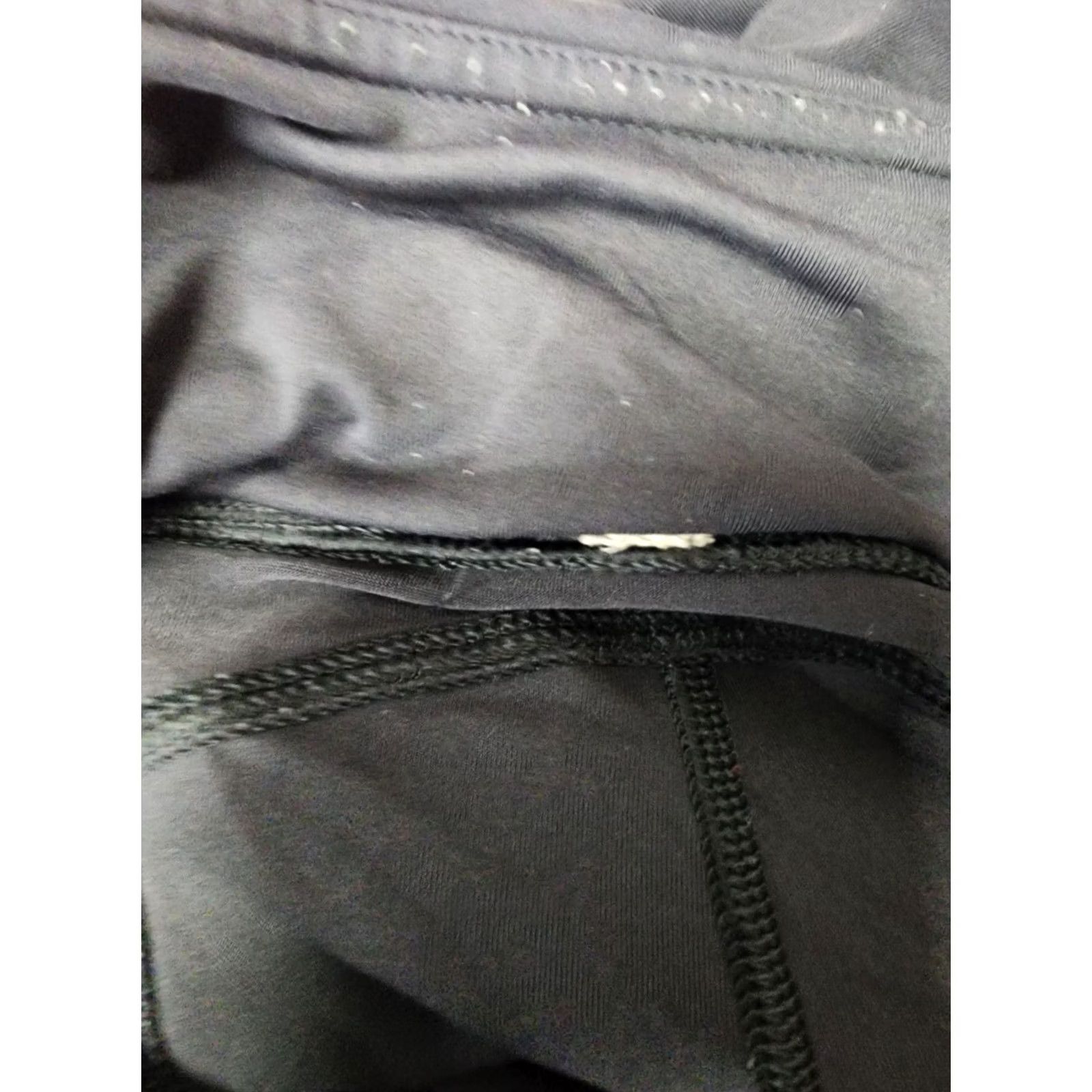 Lululemon Lululemon Leggings Women M Black Activewear Distressed Size 32" / US 10 / IT 46 - 5 Thumbnail