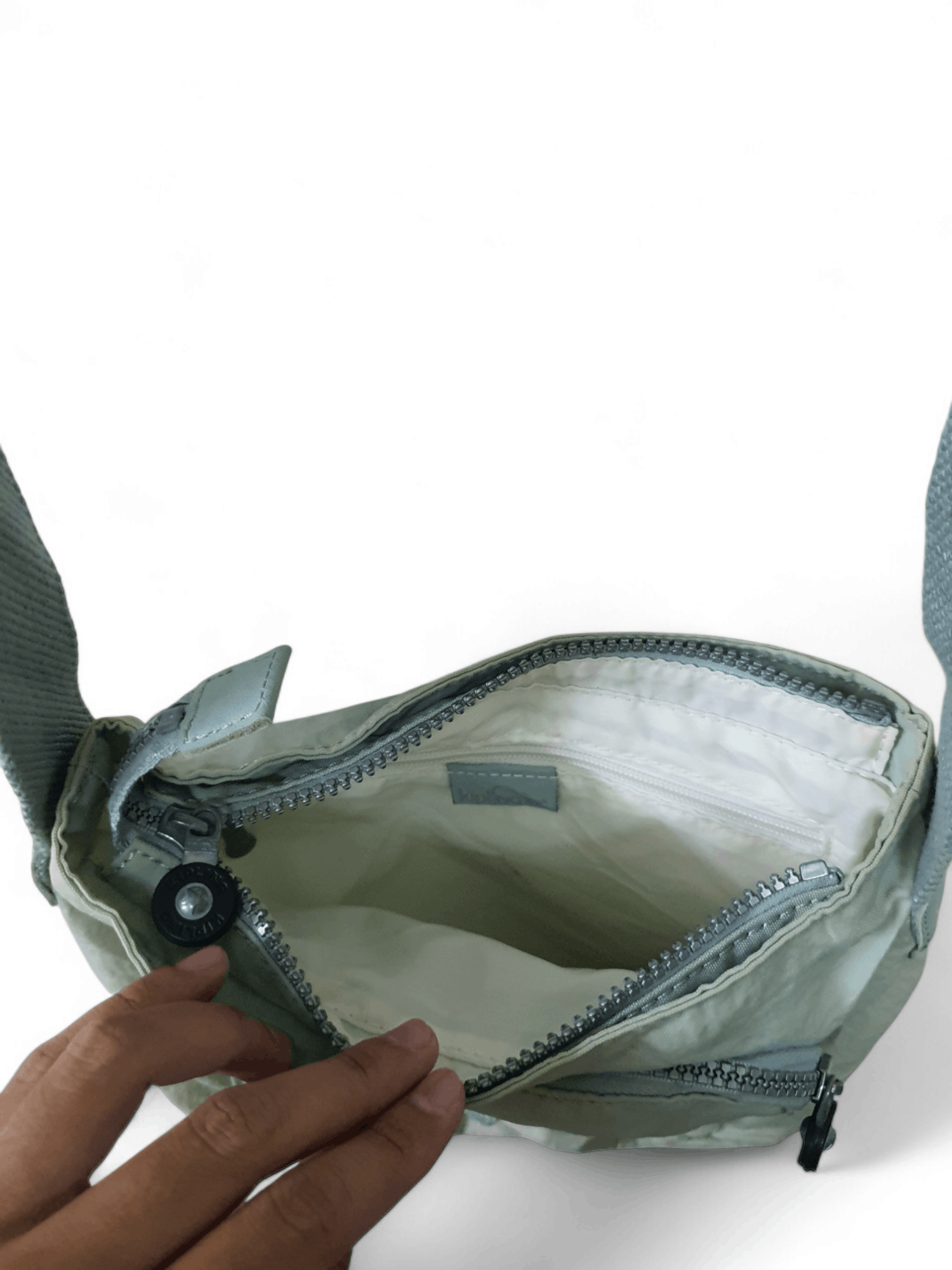 Japanese Brand Abanu M crossbody bag in a light green or olive color Size ONE SIZE - 10 Thumbnail