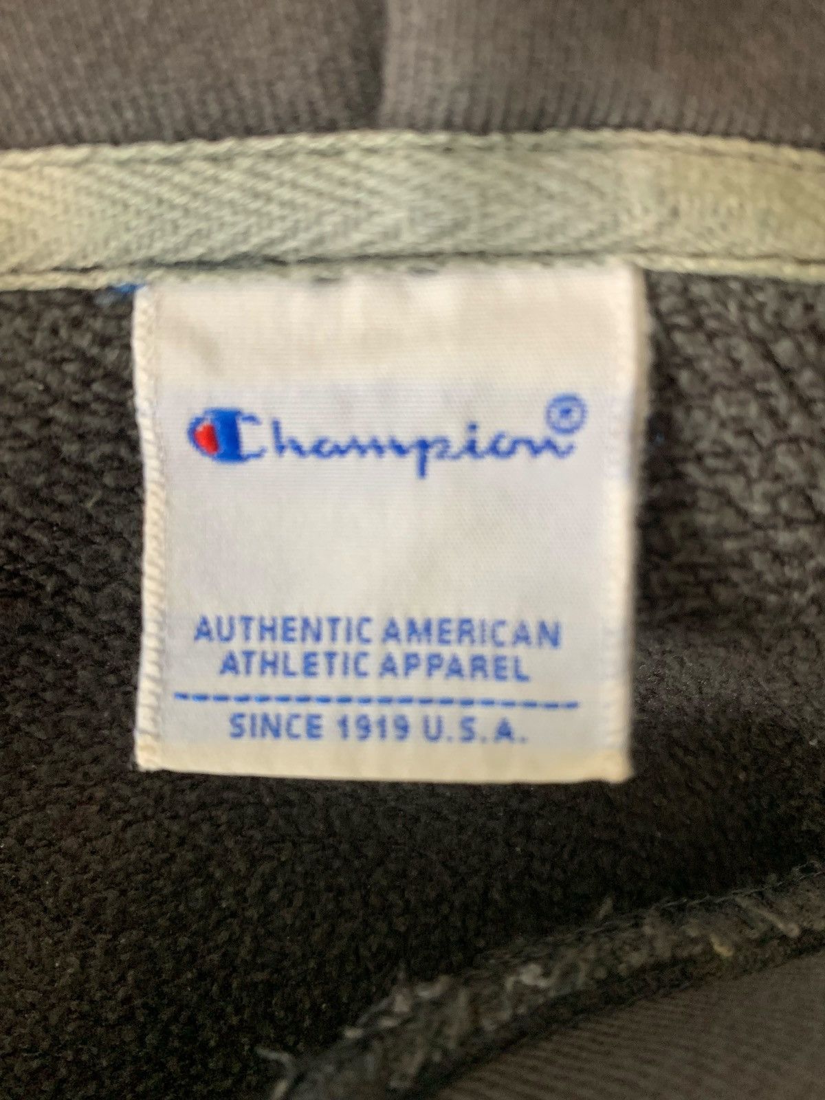 Champion Vintage Champion Clothing Blizzak StreetWear Hoodies Size US L / EU 52-54 / 3 - 9 Thumbnail