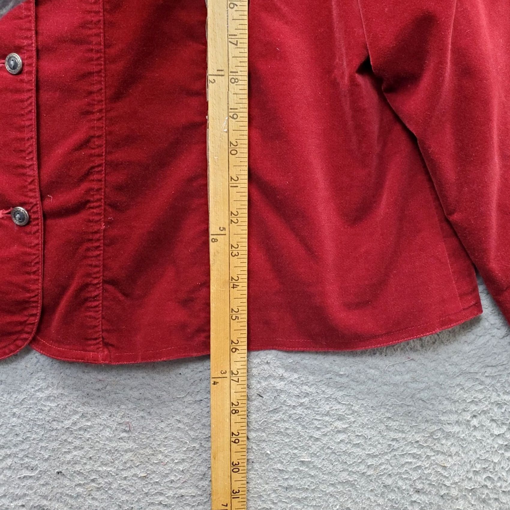 Coldwater Creek Coldwater Creek Velour Jacket Womens 2X Dark Red Long Sleeve Button Front EUC Jacket Women 2X Red Fall Winter Casual Everyday Size XXL / US 16-18 / IT 52-54 - 4 Thumbnail