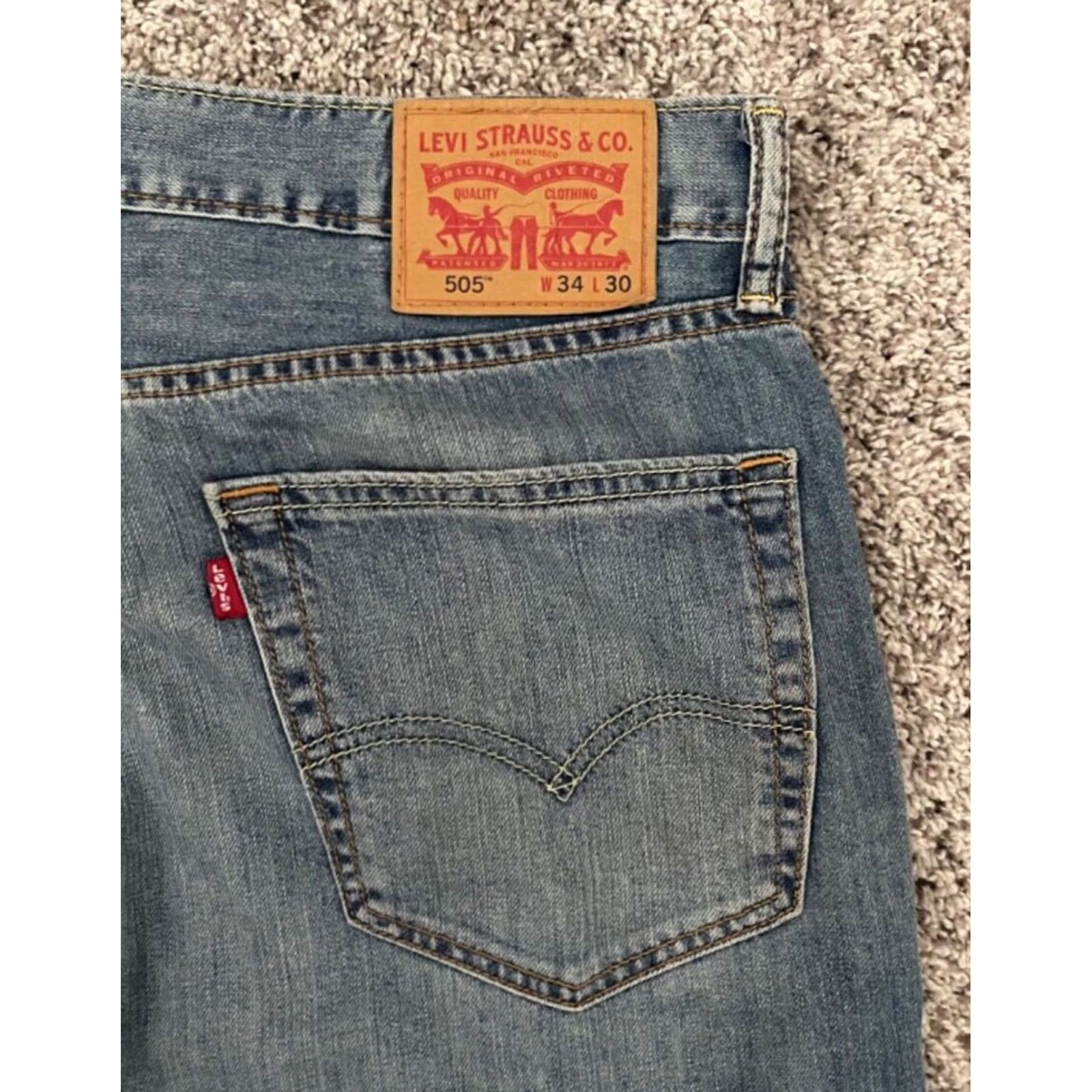 Levi's Levi's 505 Jeans Men 34 x 30 Blue Denim Straight Leg Medium Wash Stretch Vintage Regular Zip Size US 34 / EU 50 - 5 Thumbnail